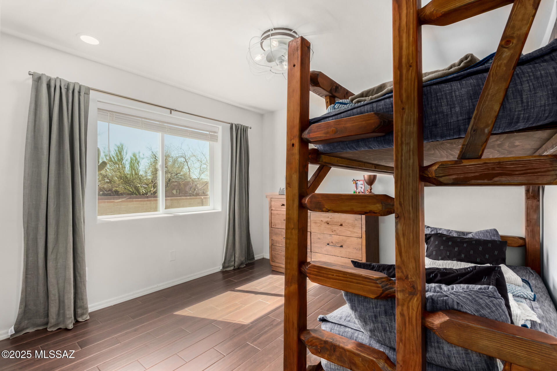 La Buena Vida Estates (1-37) - Residential