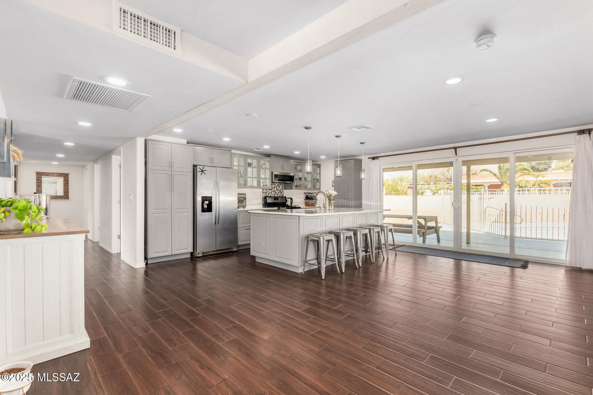 La Buena Vida Estates (1-37) - Residential