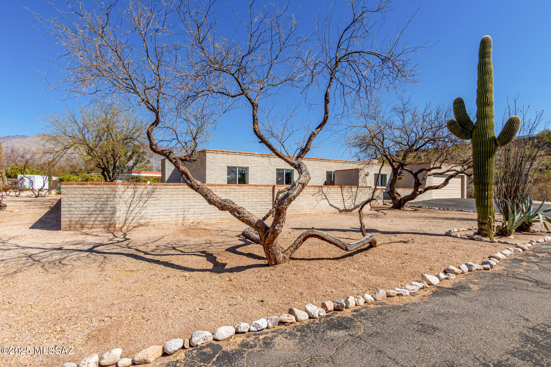 La Buena Vida Estates (1-37) - Residential