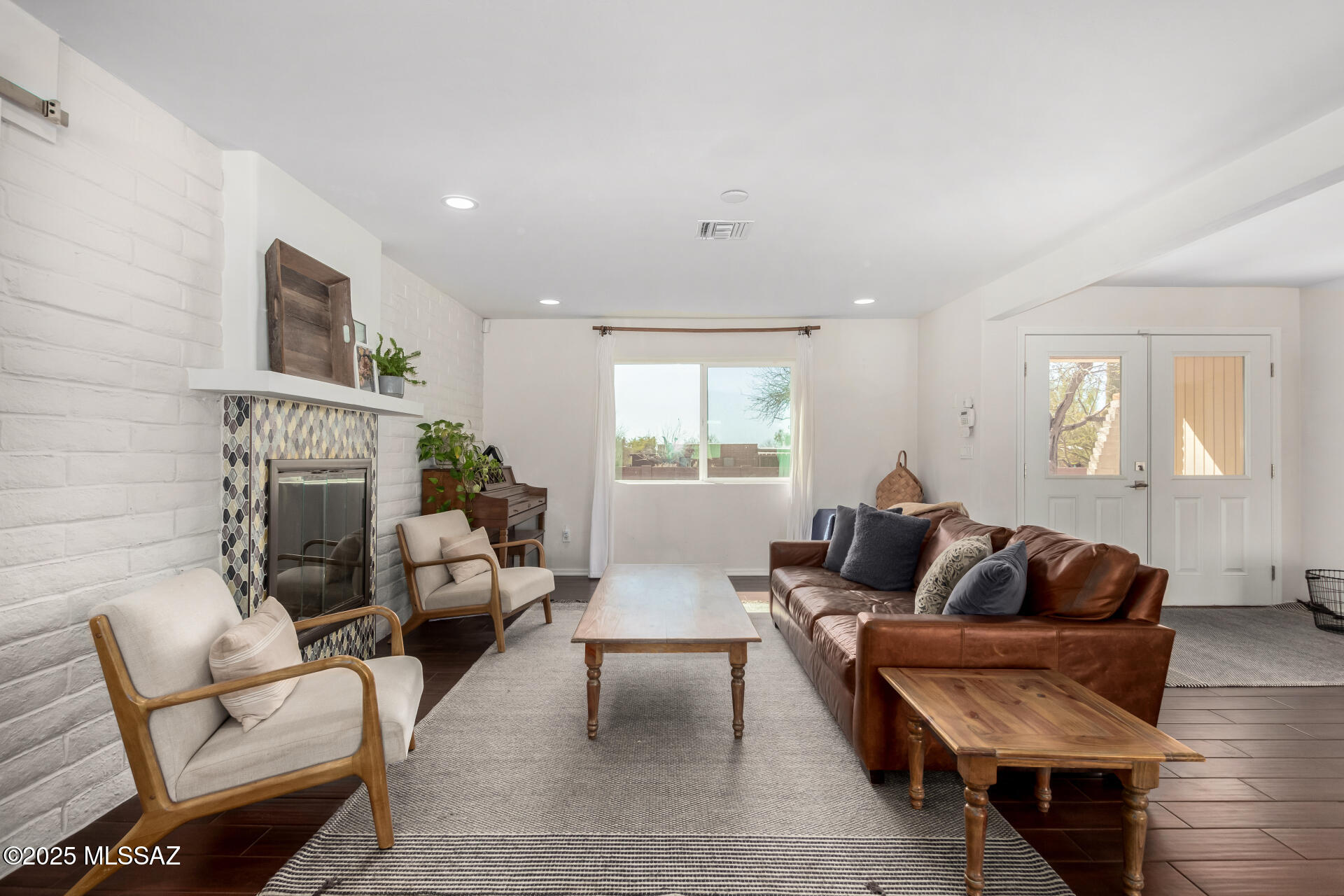 La Buena Vida Estates (1-37) - Residential