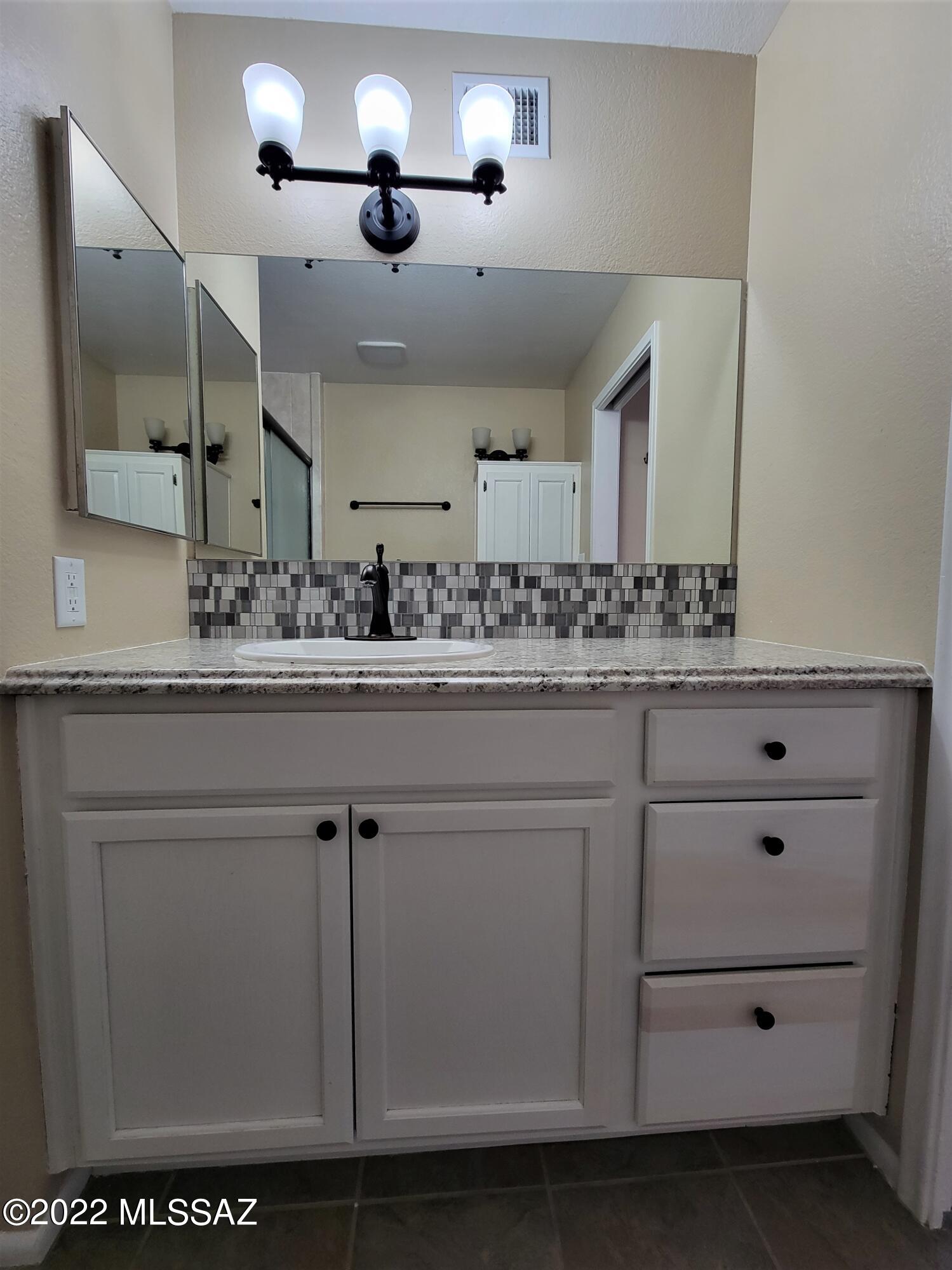 Mountain View Terrace(1-117) - Residential Lease