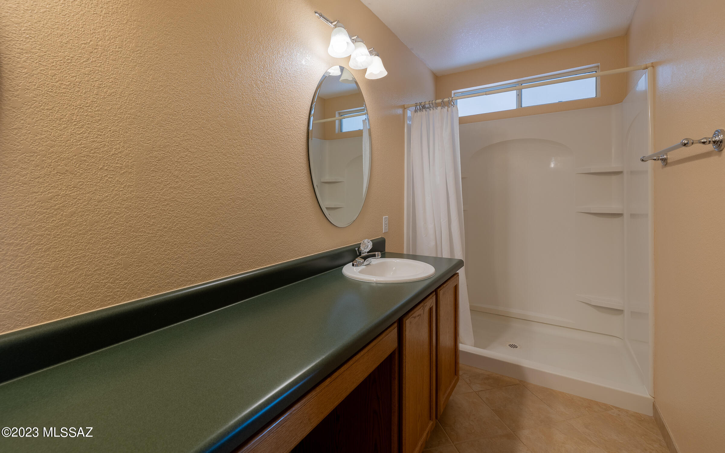 New Tucson Unit NO. 25 - Residential