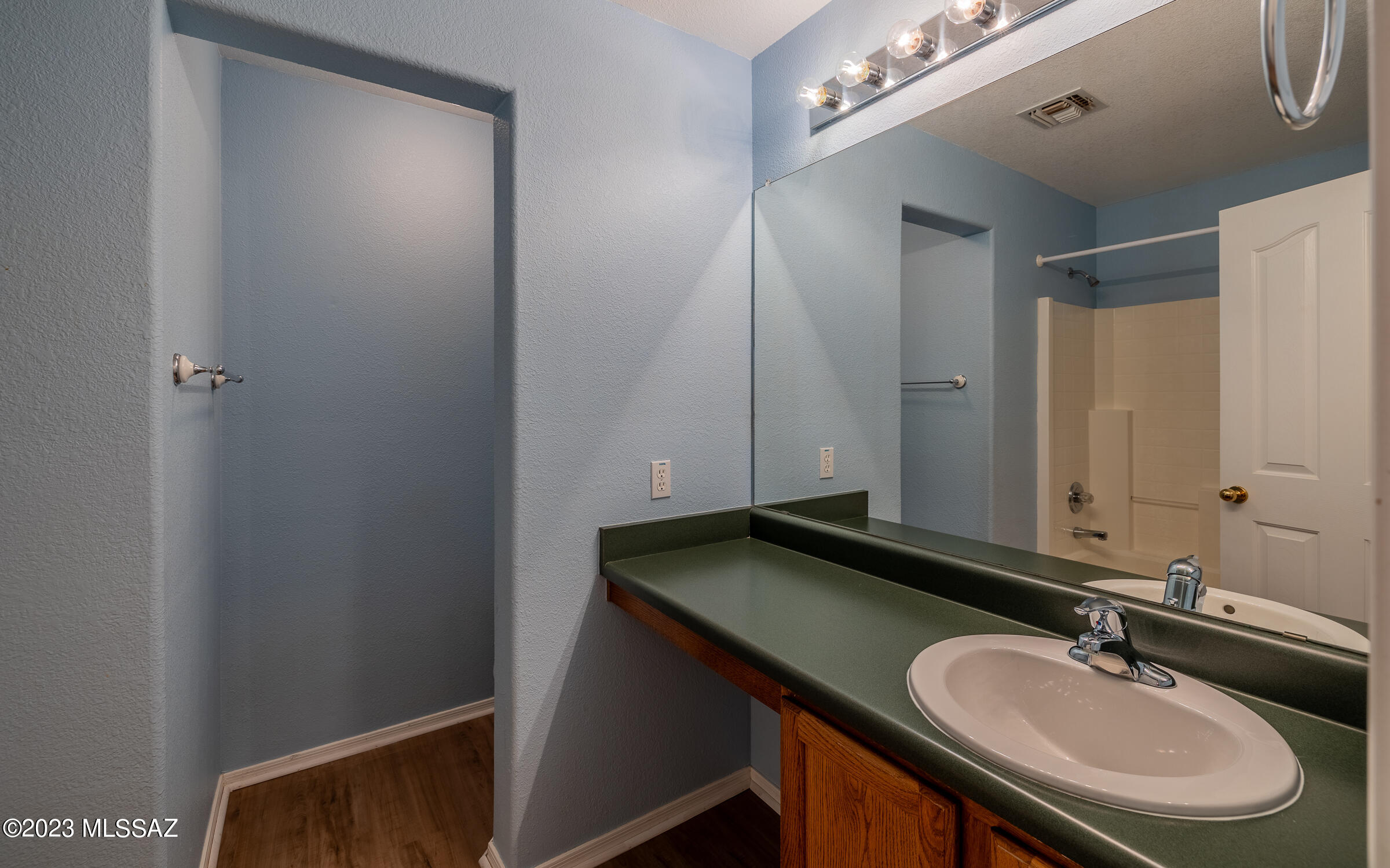 New Tucson Unit NO. 25 - Residential