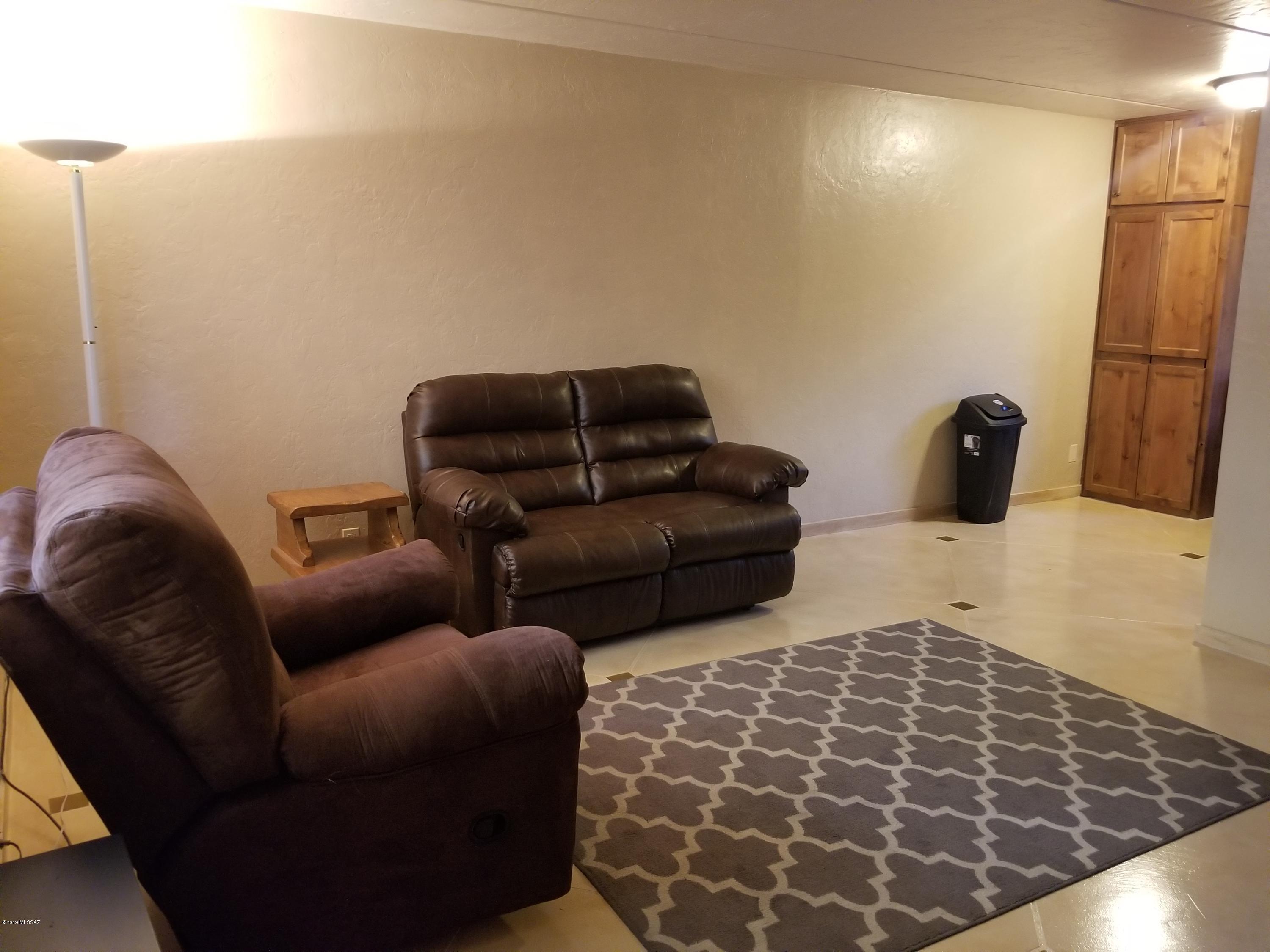 10th Street Condominiums - Residential Lease