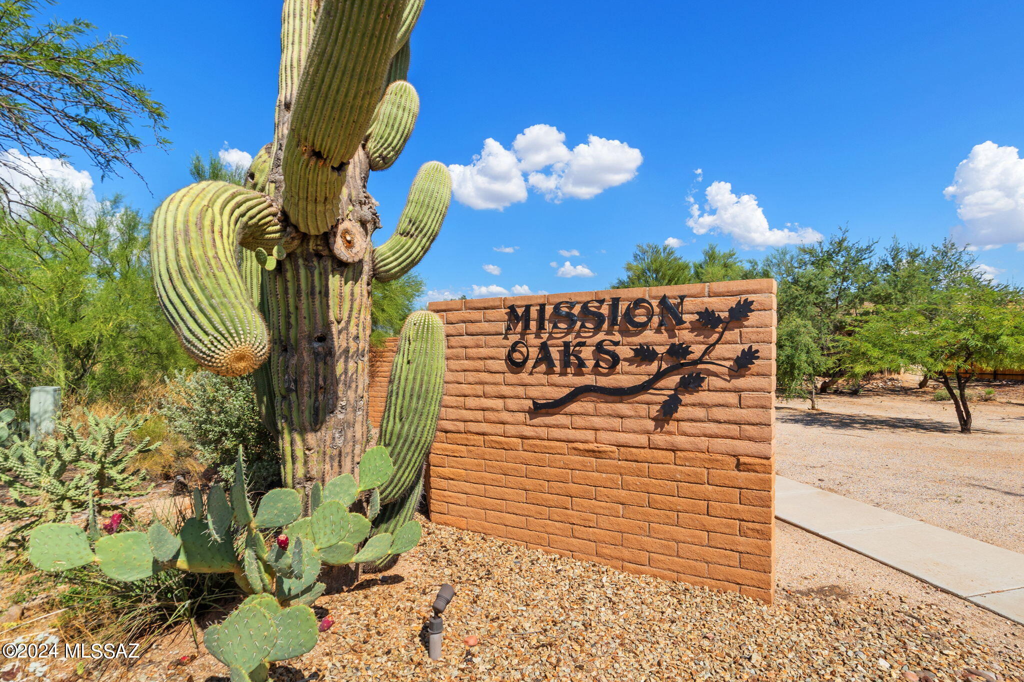 View Tucson, AZ 85710 townhome