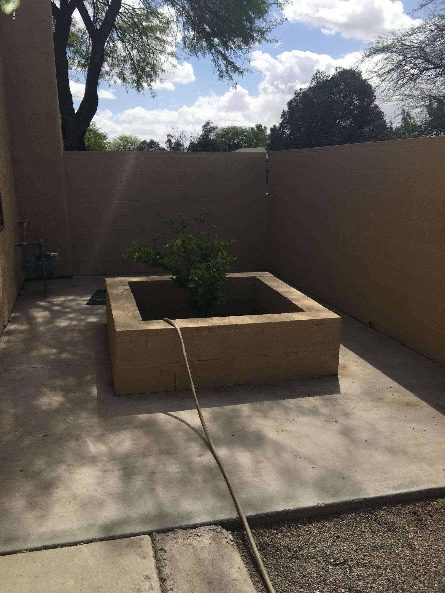 Oak Tree At Midvale (741-951) - Residential Lease
