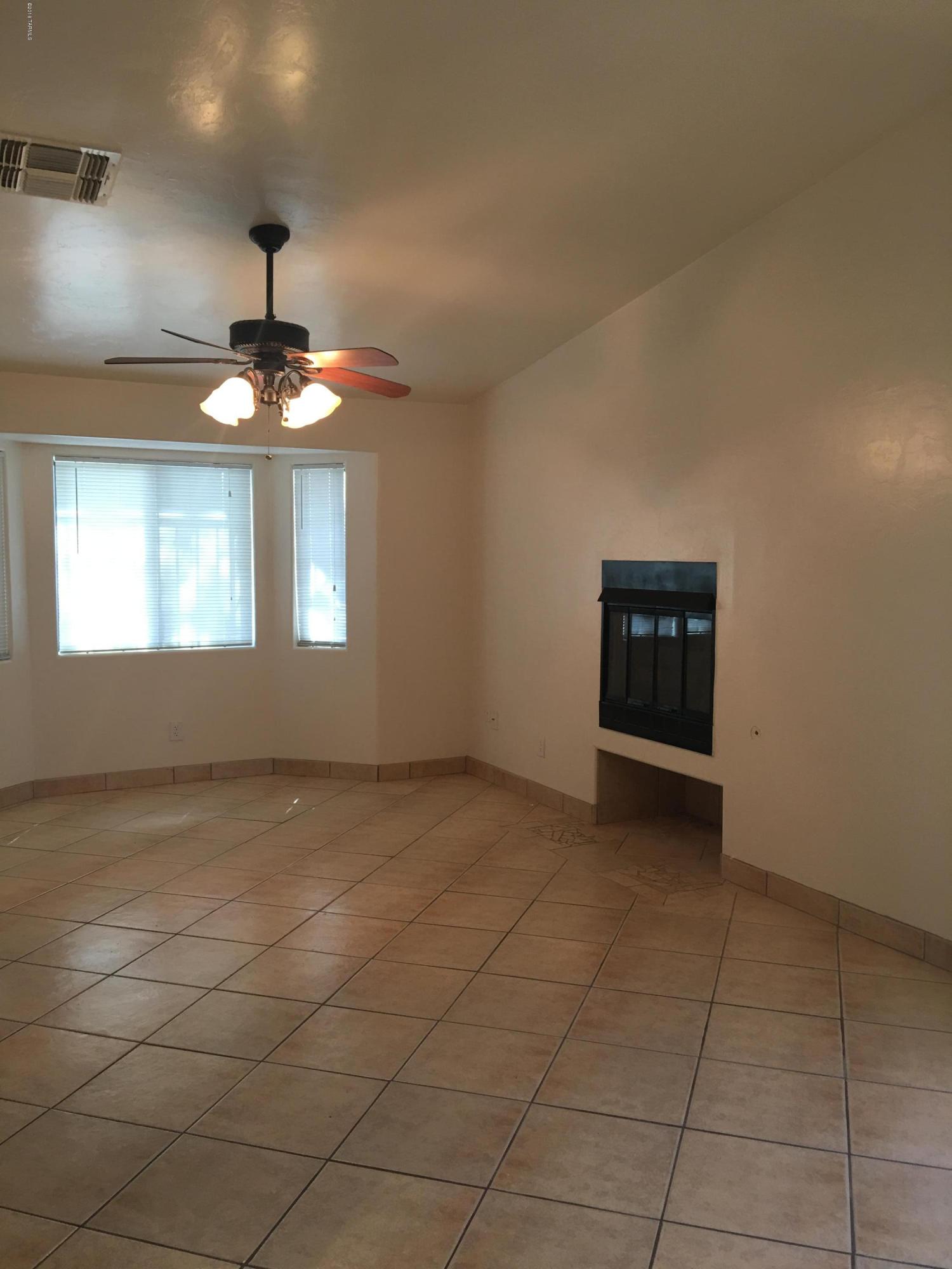 Oak Tree At Midvale (741-951) - Residential Lease