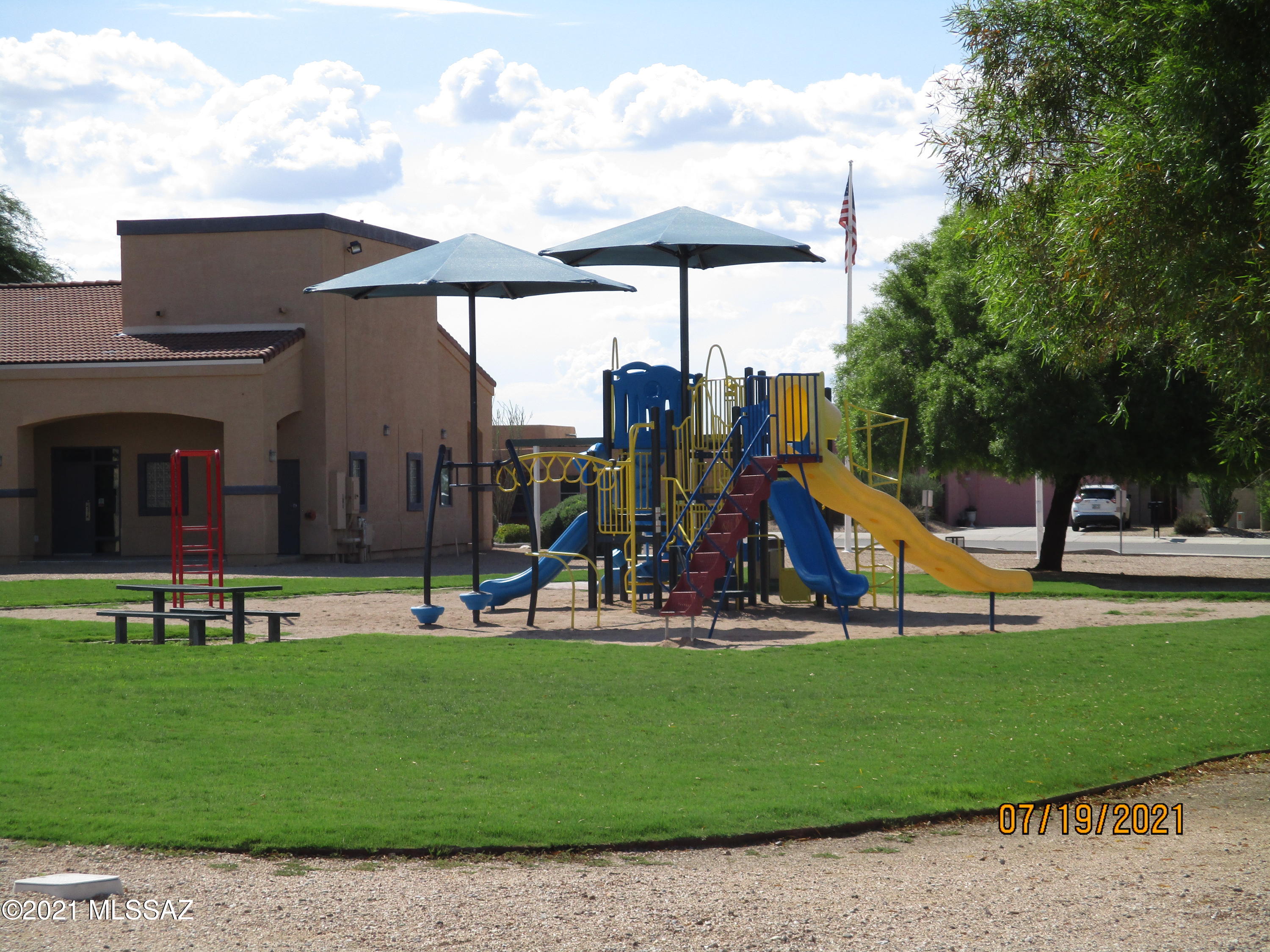 Vista Montana Estates - Residential Lease