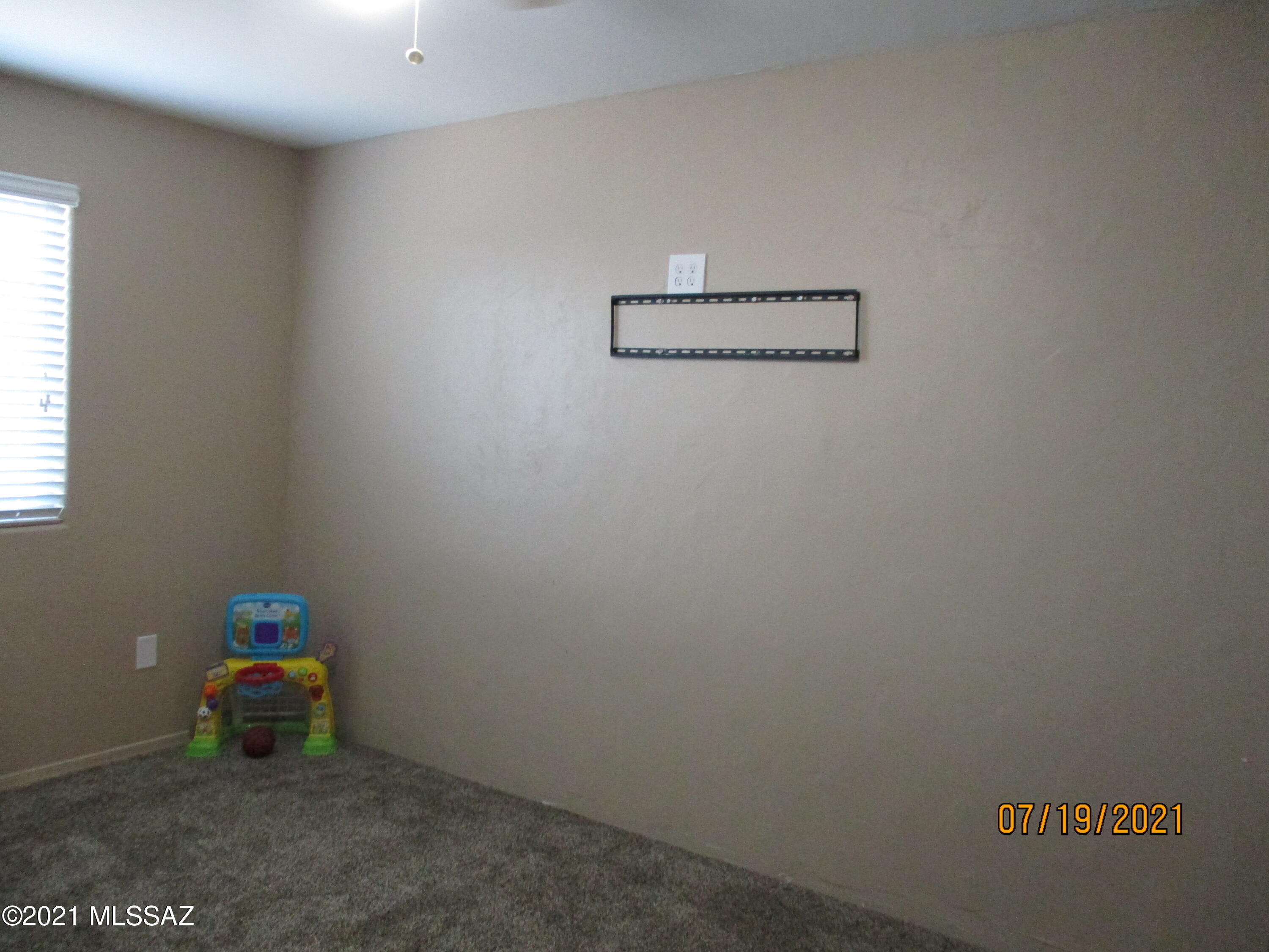 Vista Montana Estates - Residential Lease