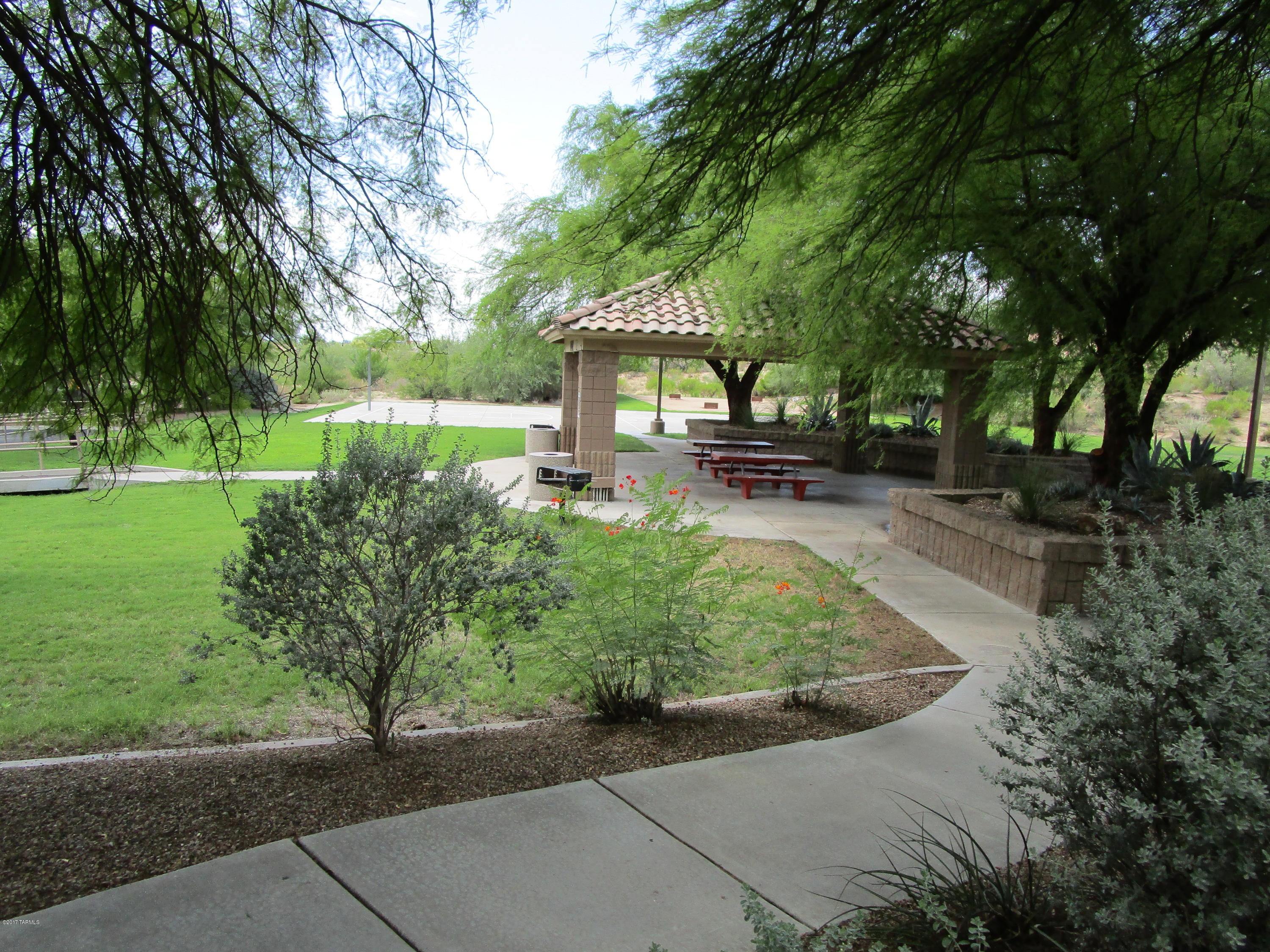 Bluffs (The) 2 - Residential