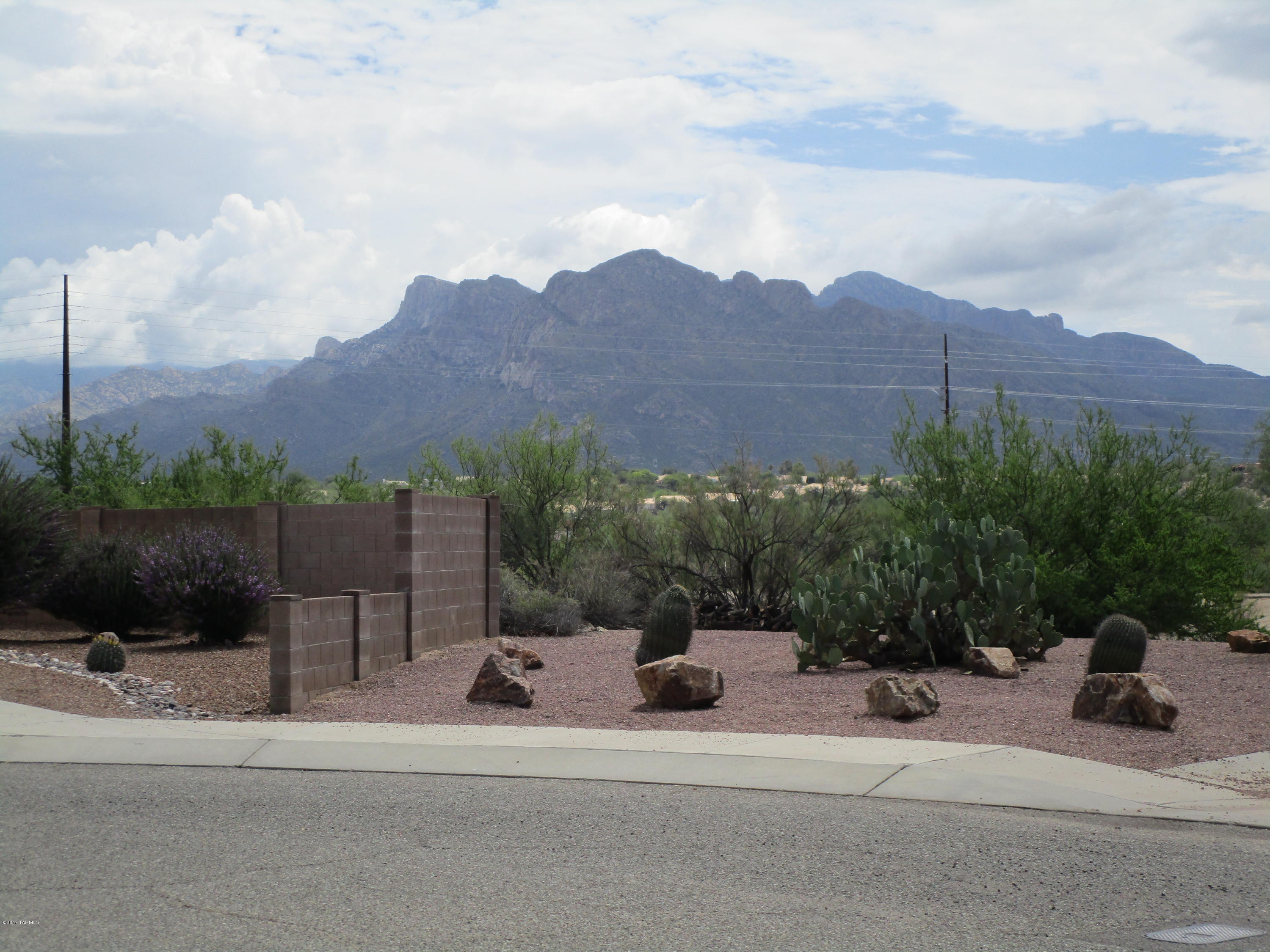 Bluffs (The) 2 - Residential