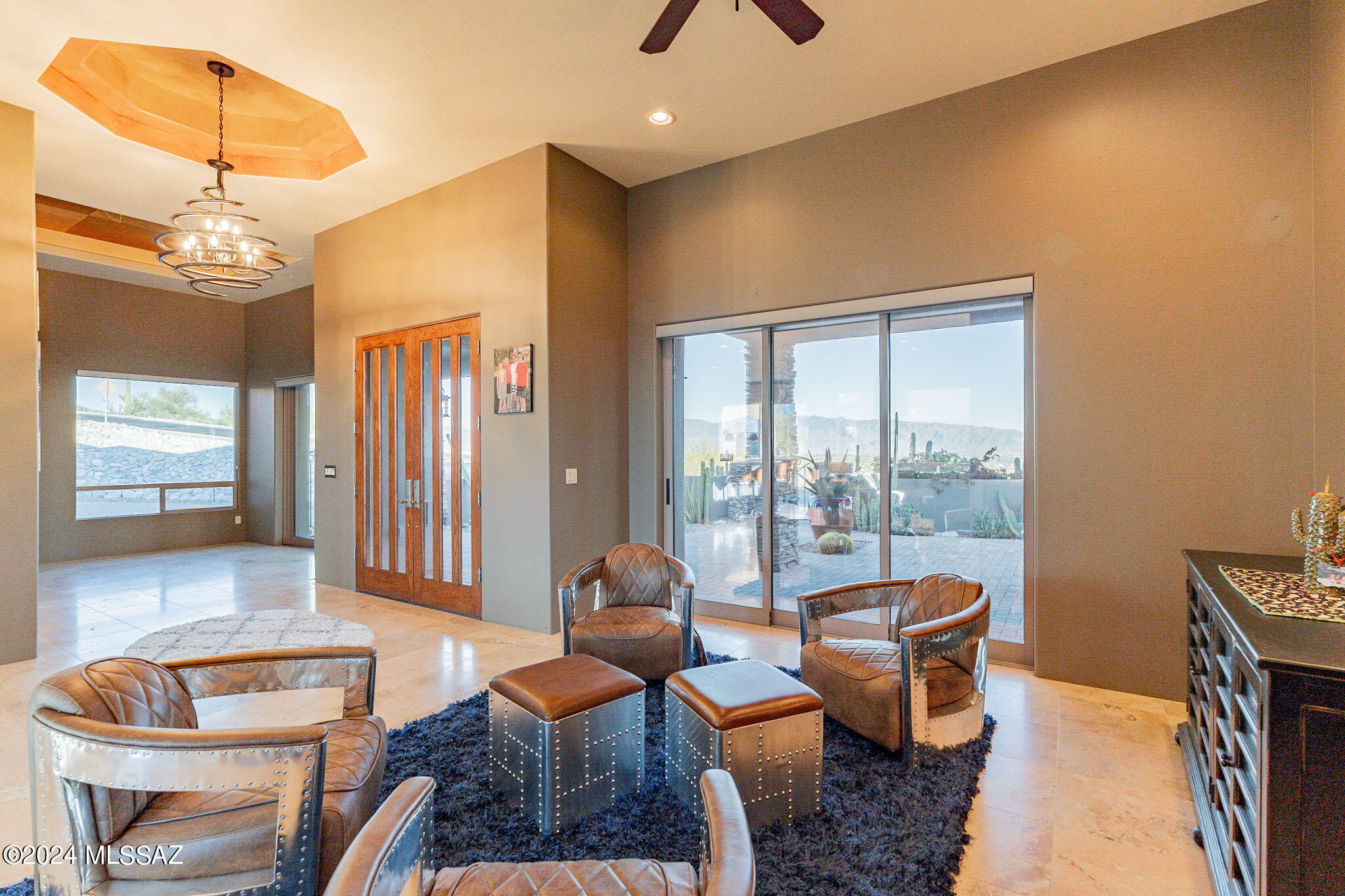 Sabino Mountain (1-290) - Residential
