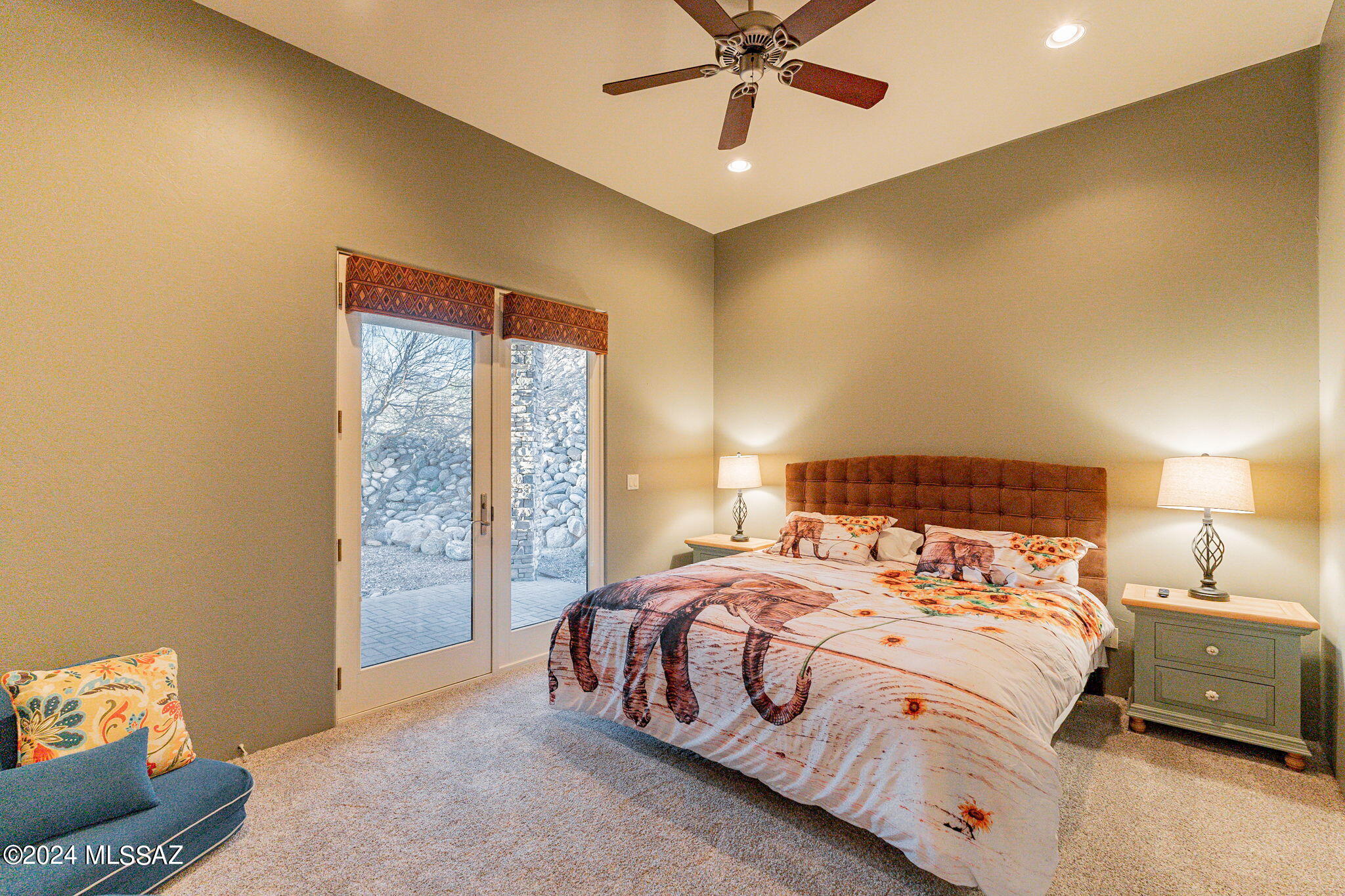 Sabino Mountain (1-290) - Residential