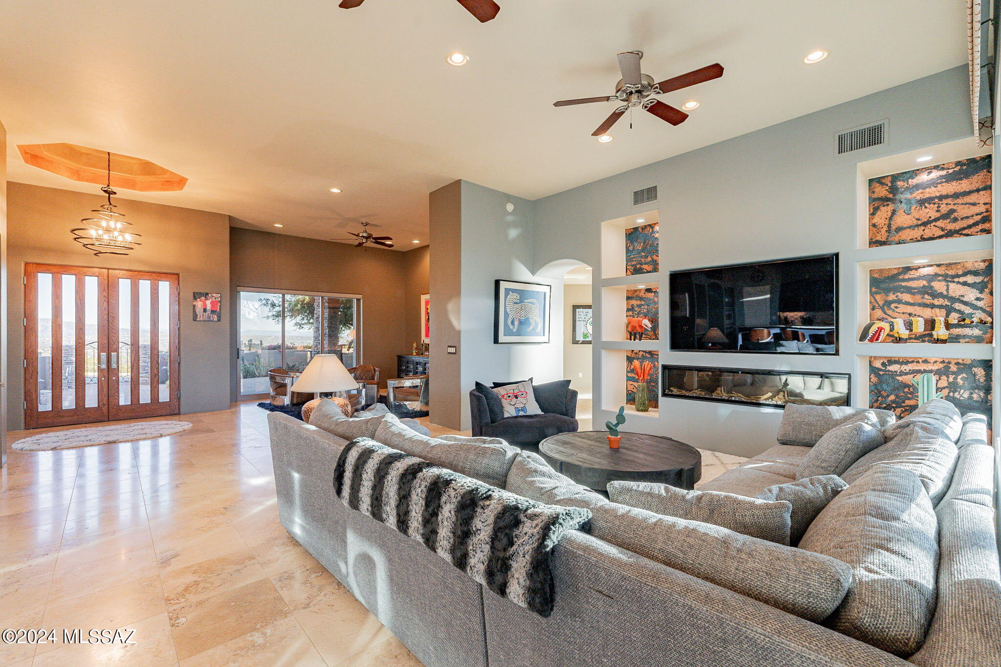 Sabino Mountain (1-290) - Residential