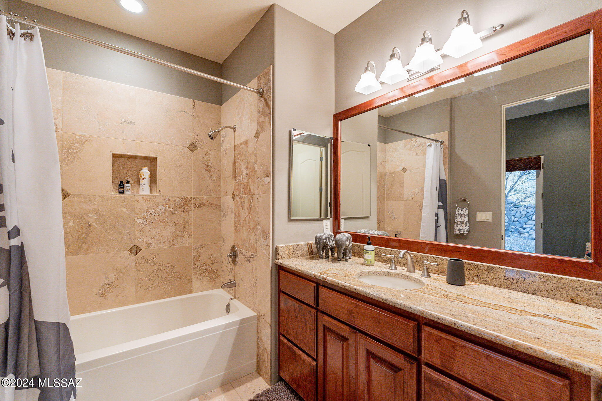 Sabino Mountain (1-290) - Residential