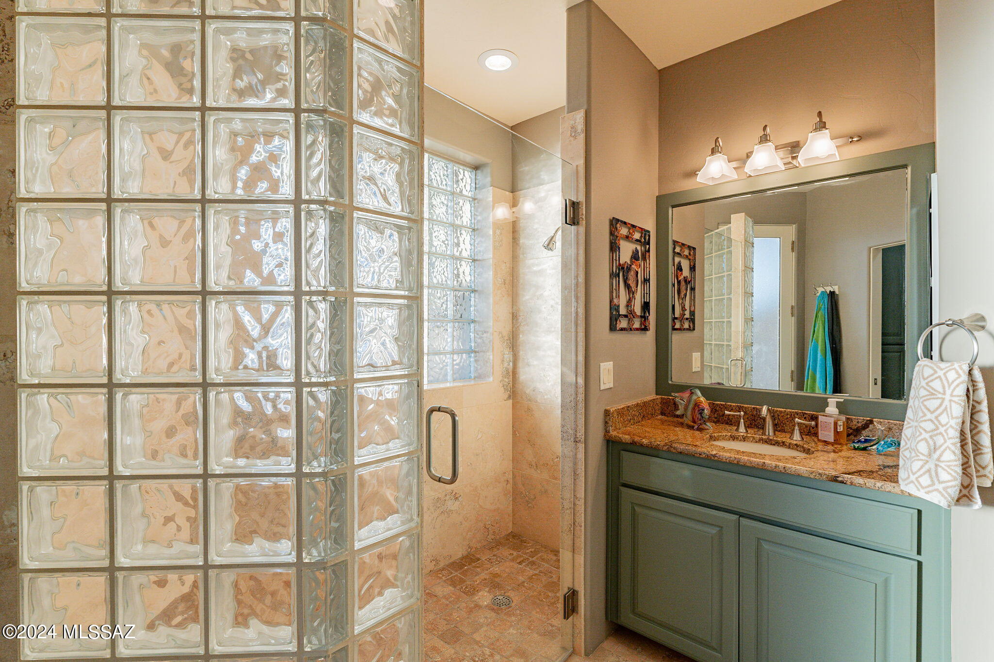 Sabino Mountain (1-290) - Residential