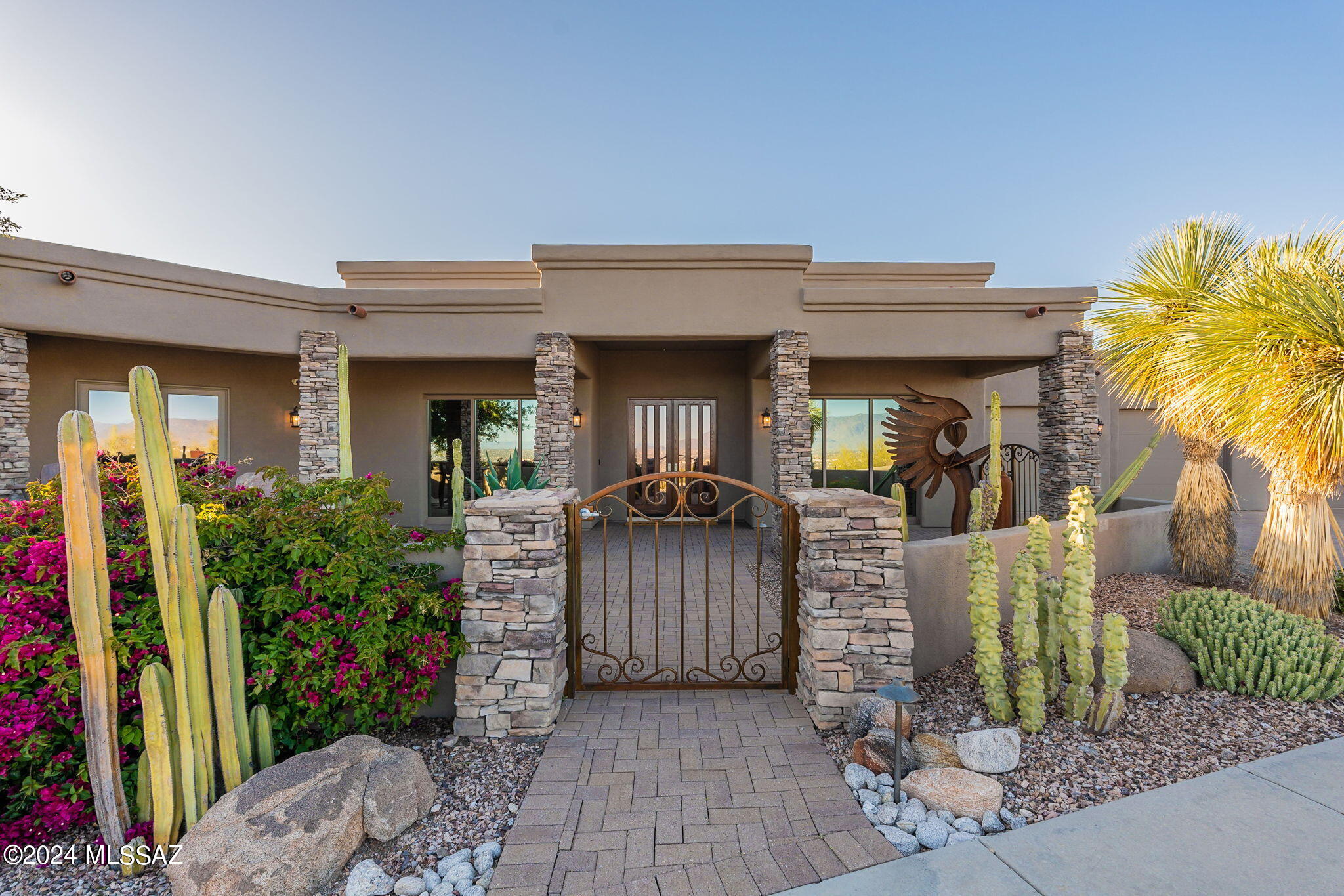 Sabino Mountain (1-290) - Residential