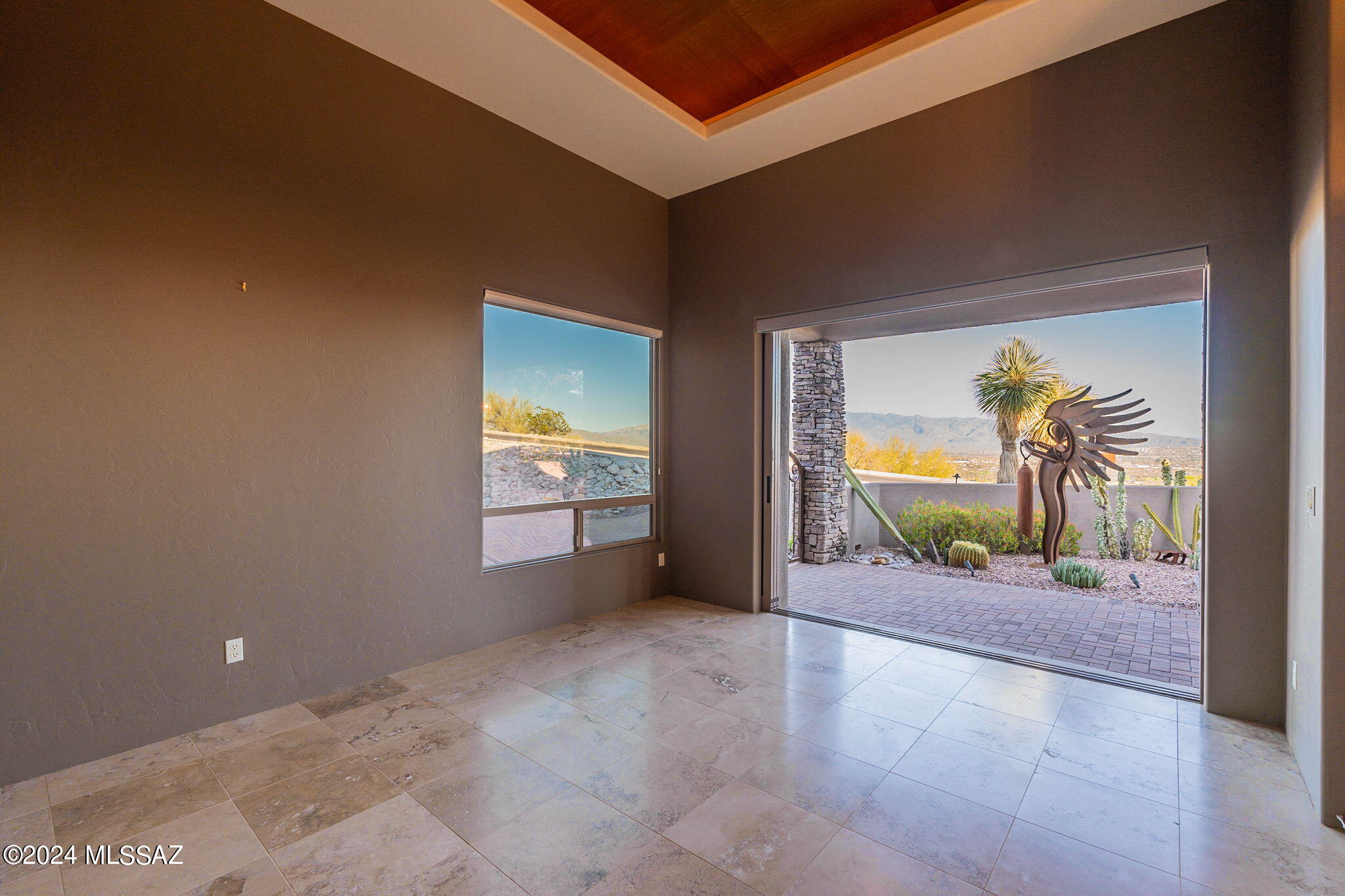 Sabino Mountain (1-290) - Residential