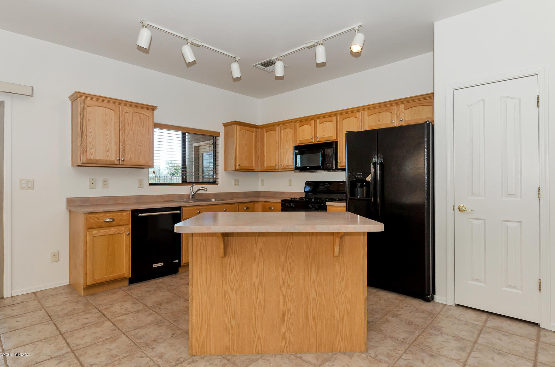 Continental Reserve Block 9 (1-165) - Residential Lease
