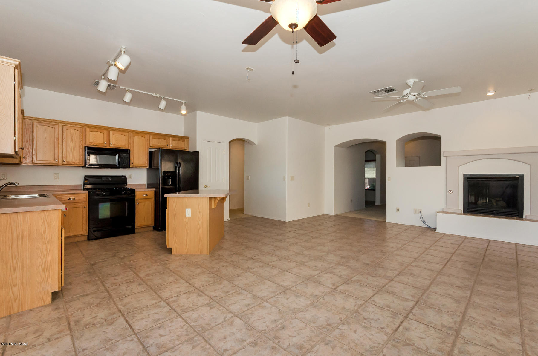 Continental Reserve Block 9 (1-165) - Residential Lease