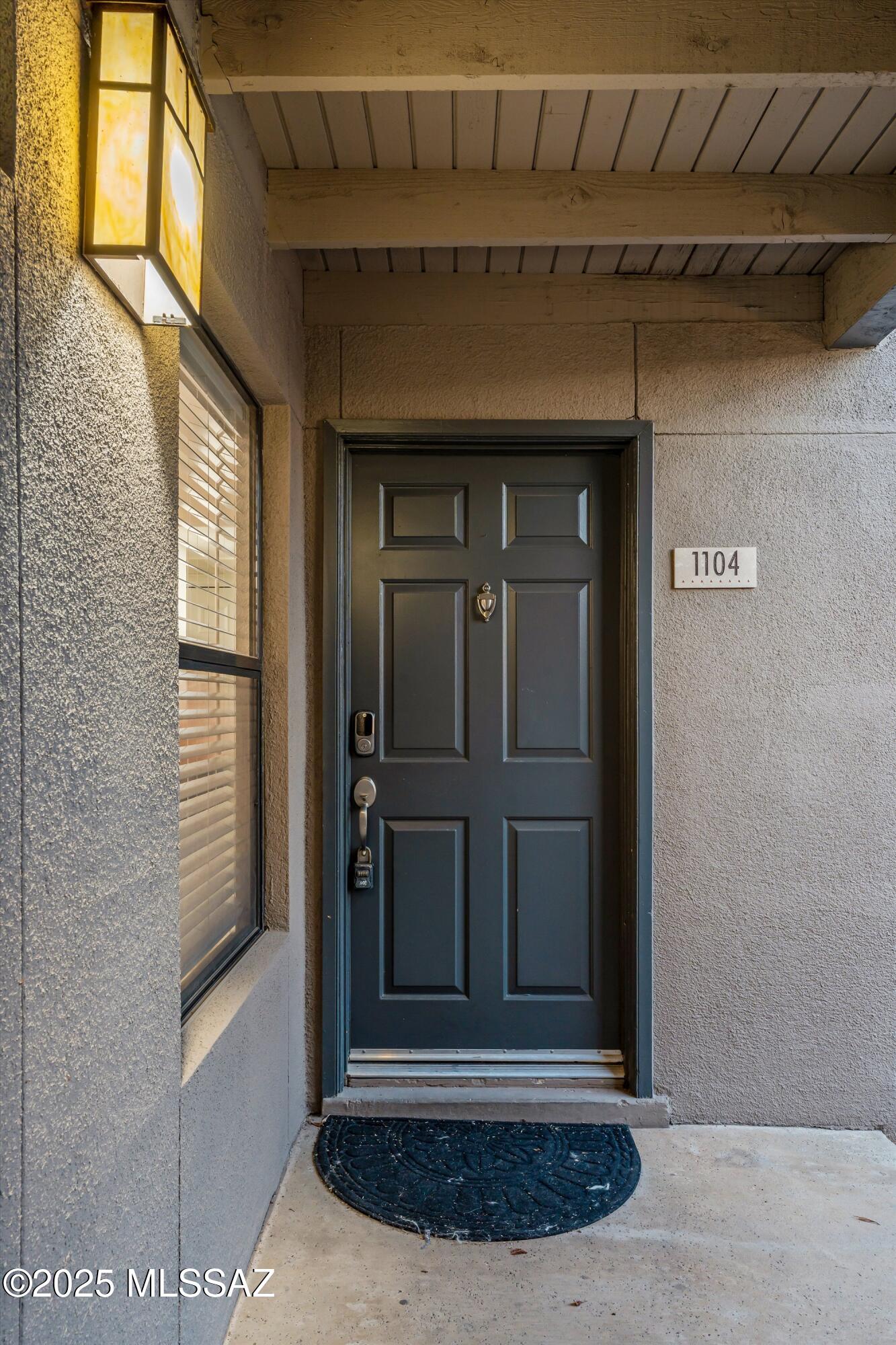 5800 N Kolb Road 1104