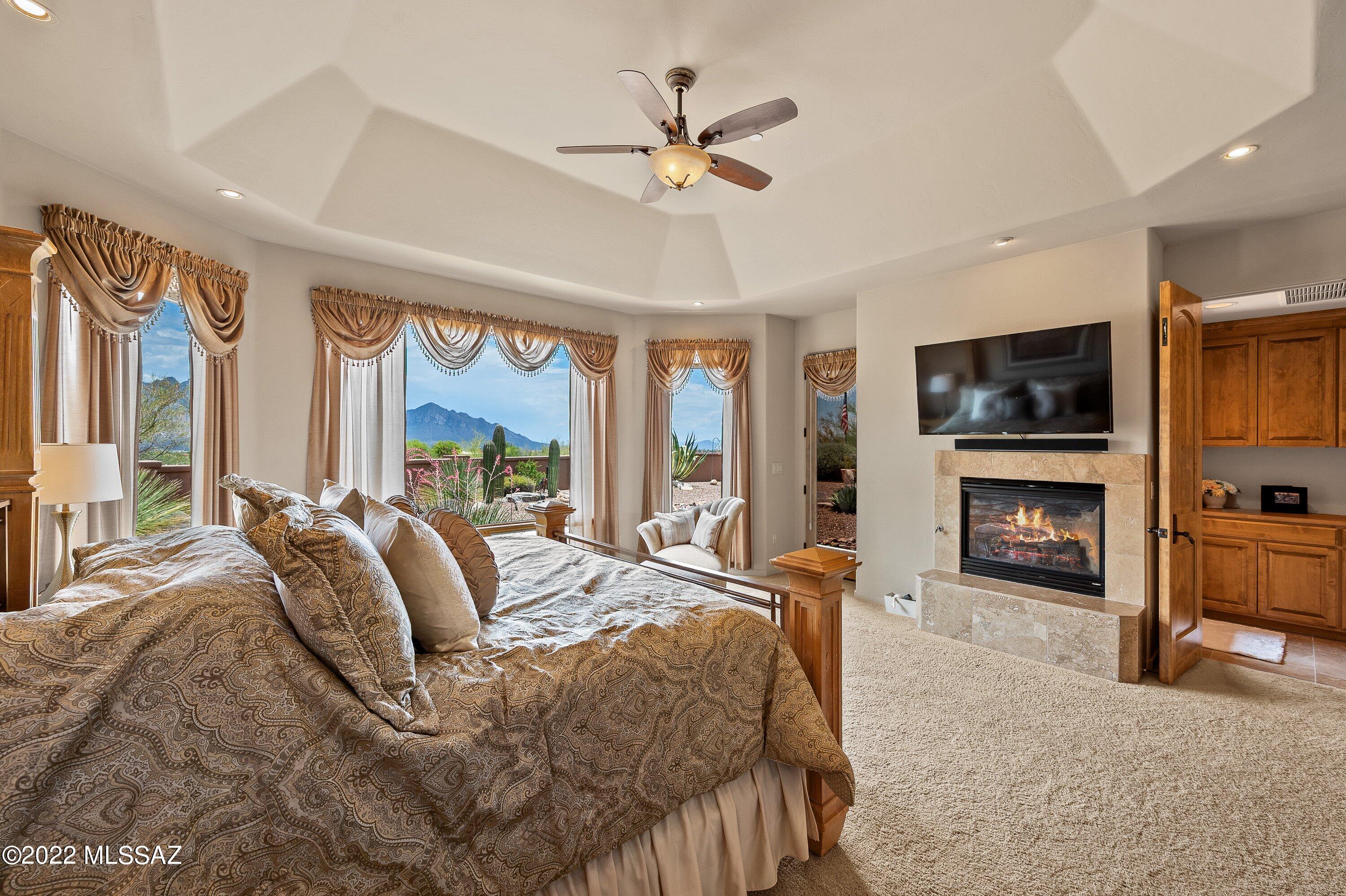 Honey Bee Ridge(The Estates At) - Residential