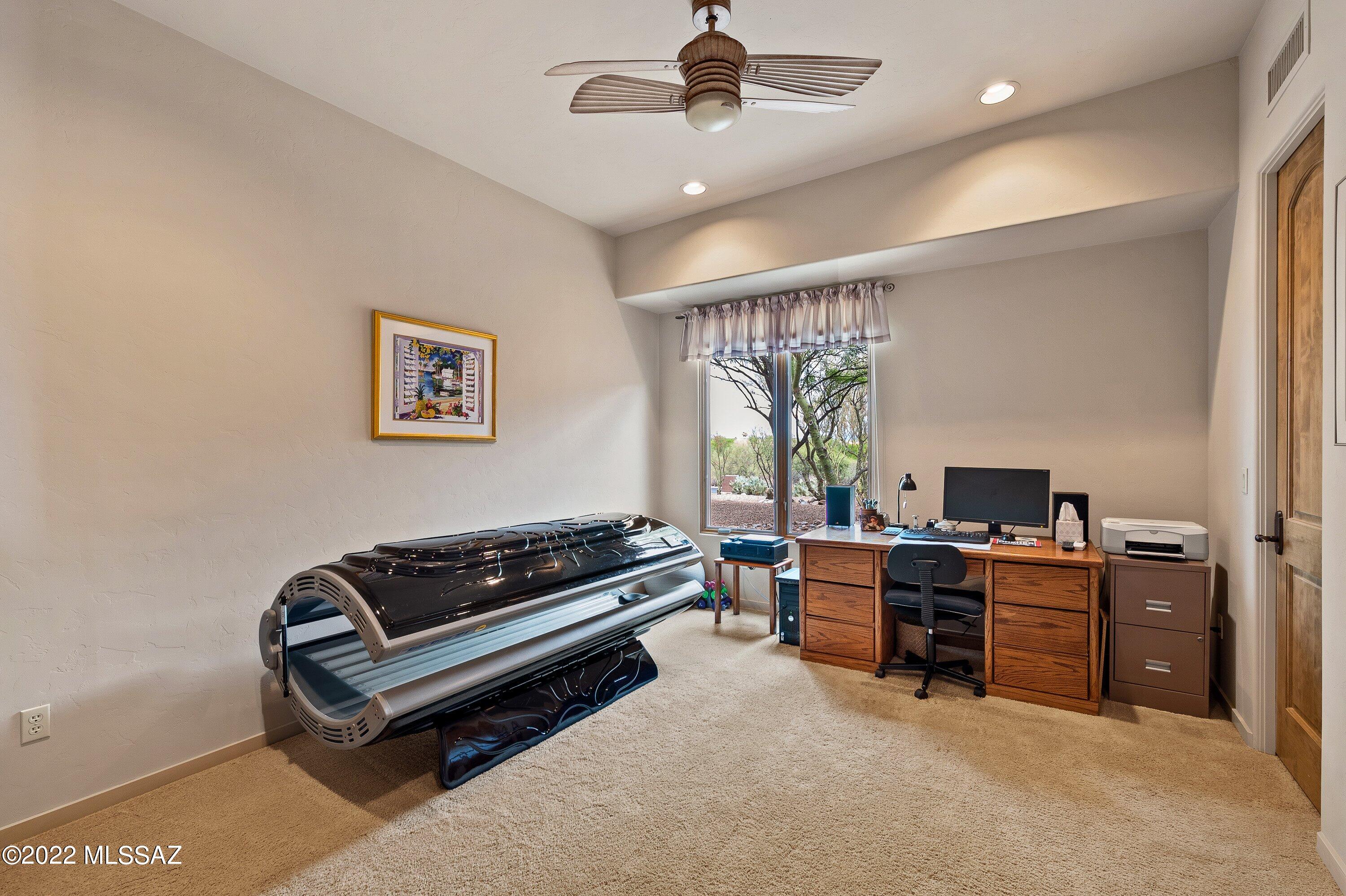 Honey Bee Ridge(The Estates At) - Residential