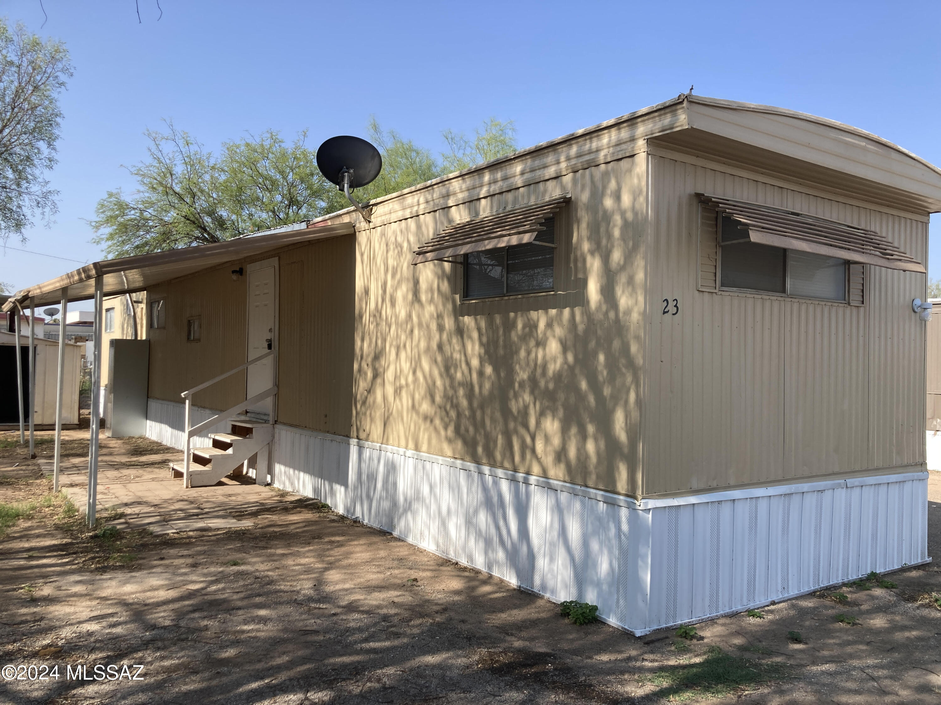 1741 W Wetmore Road 23