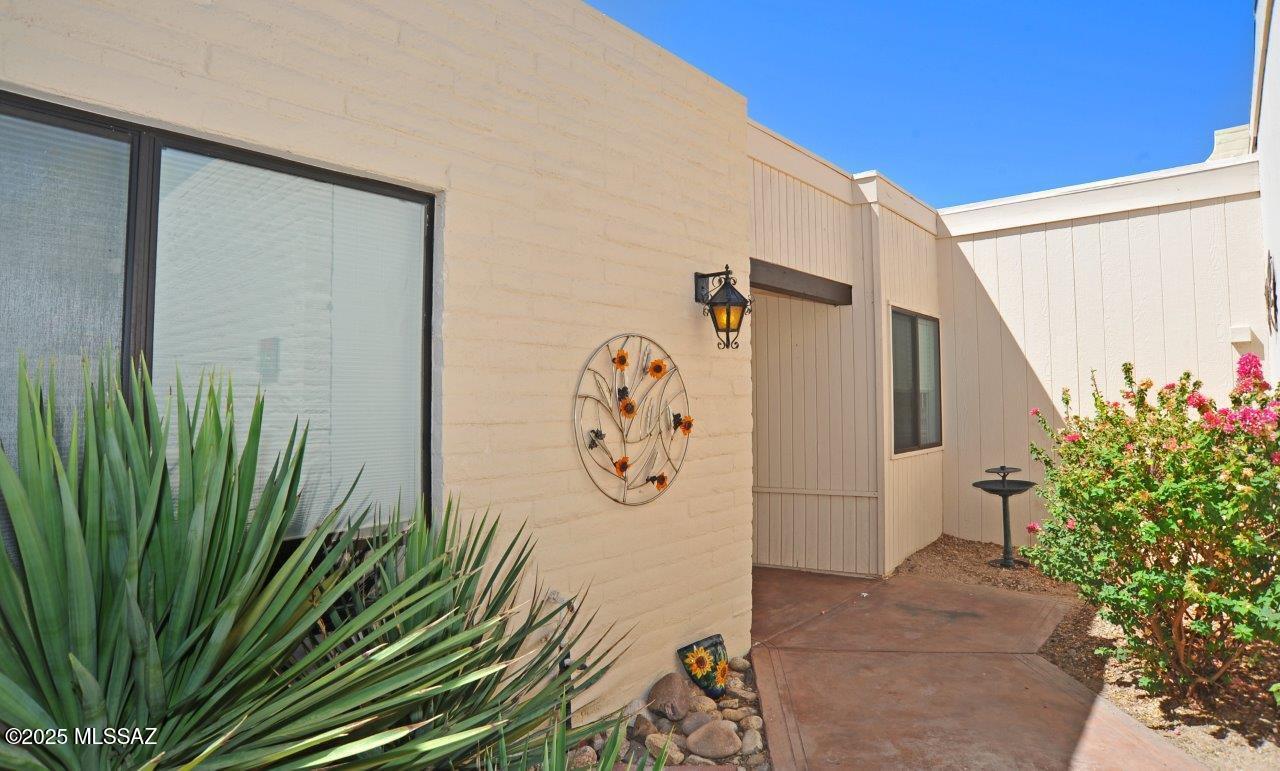 5448 N Paseo Sonoyta