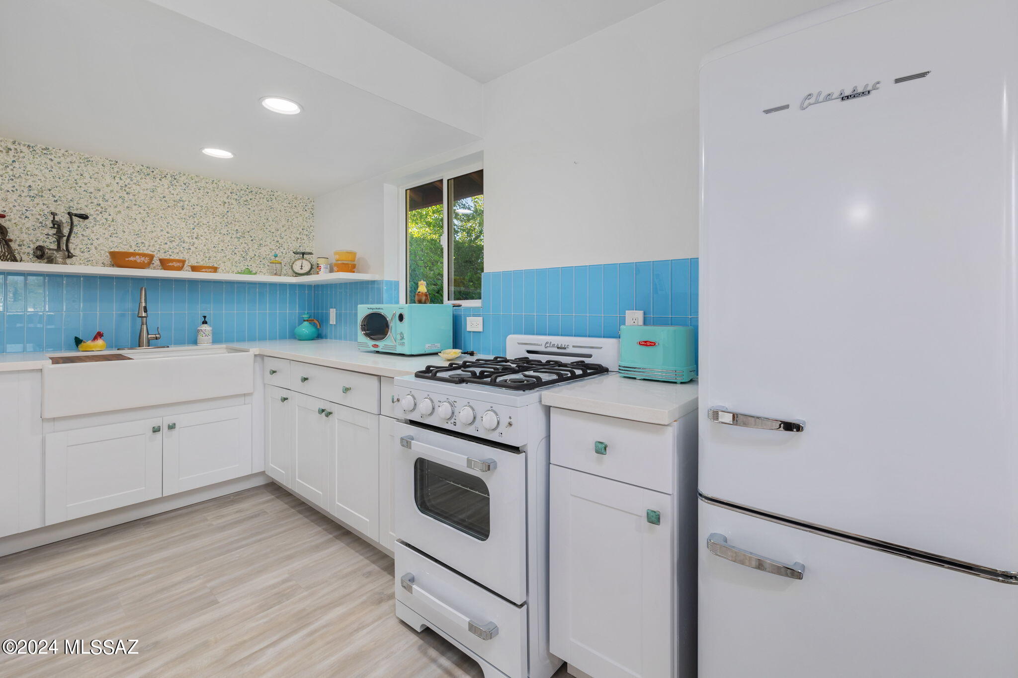 Encanto Park - Residential