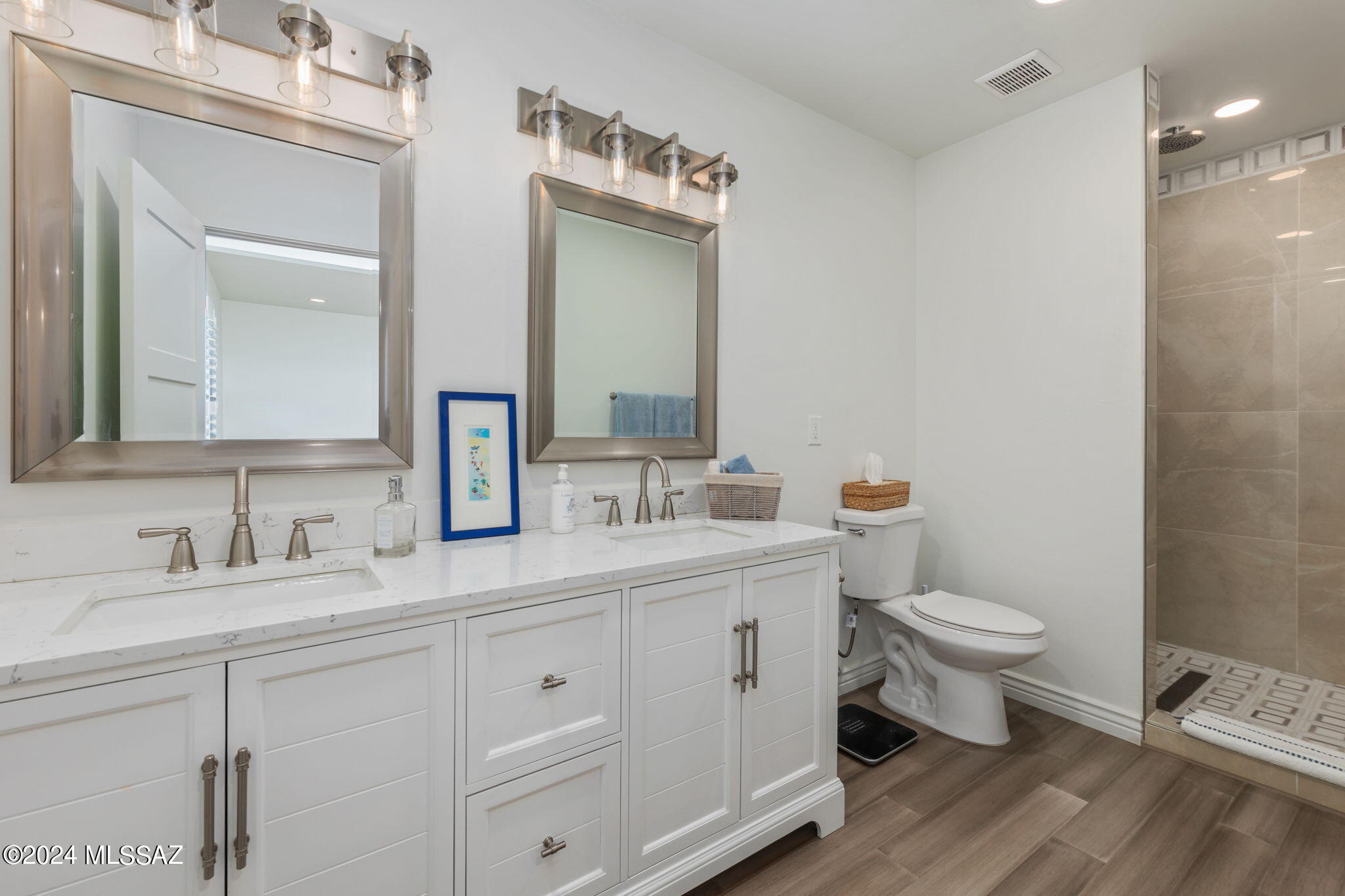 Encanto Park - Residential