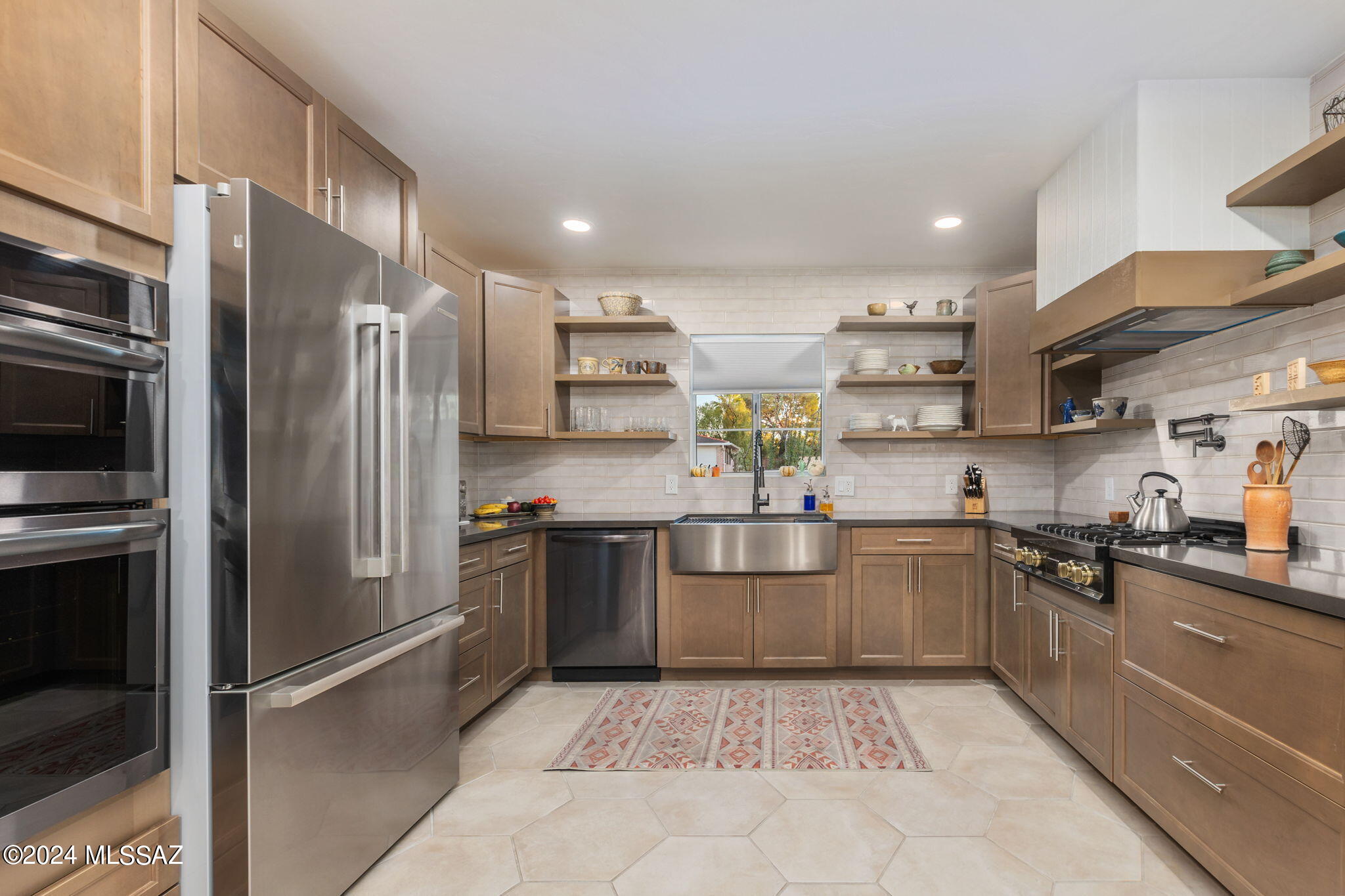 Encanto Park - Residential