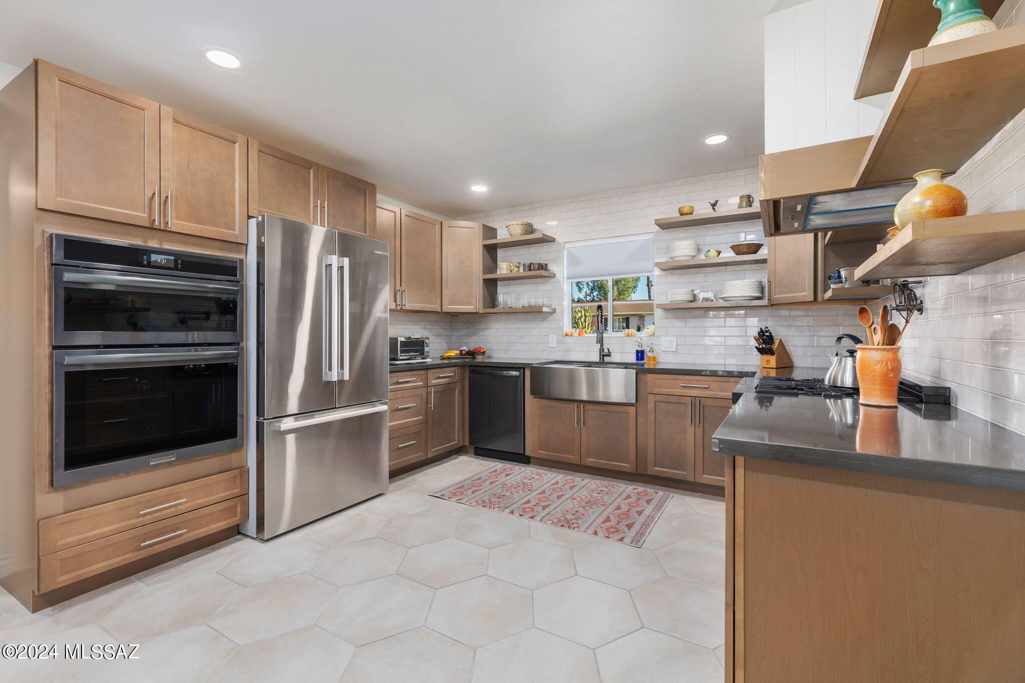 Encanto Park - Residential