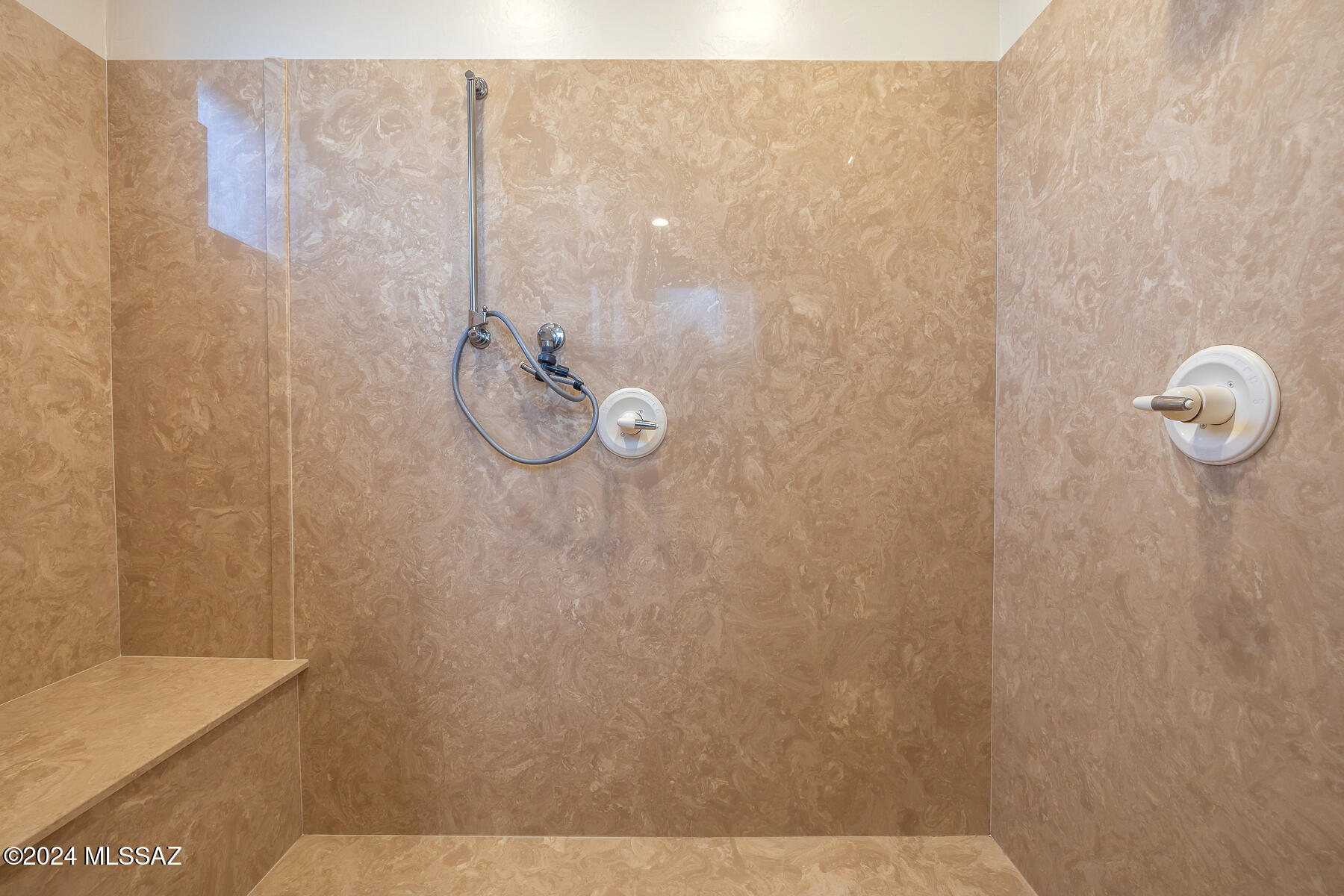 Canada Hills Est Phase ll (42-130) - Residential