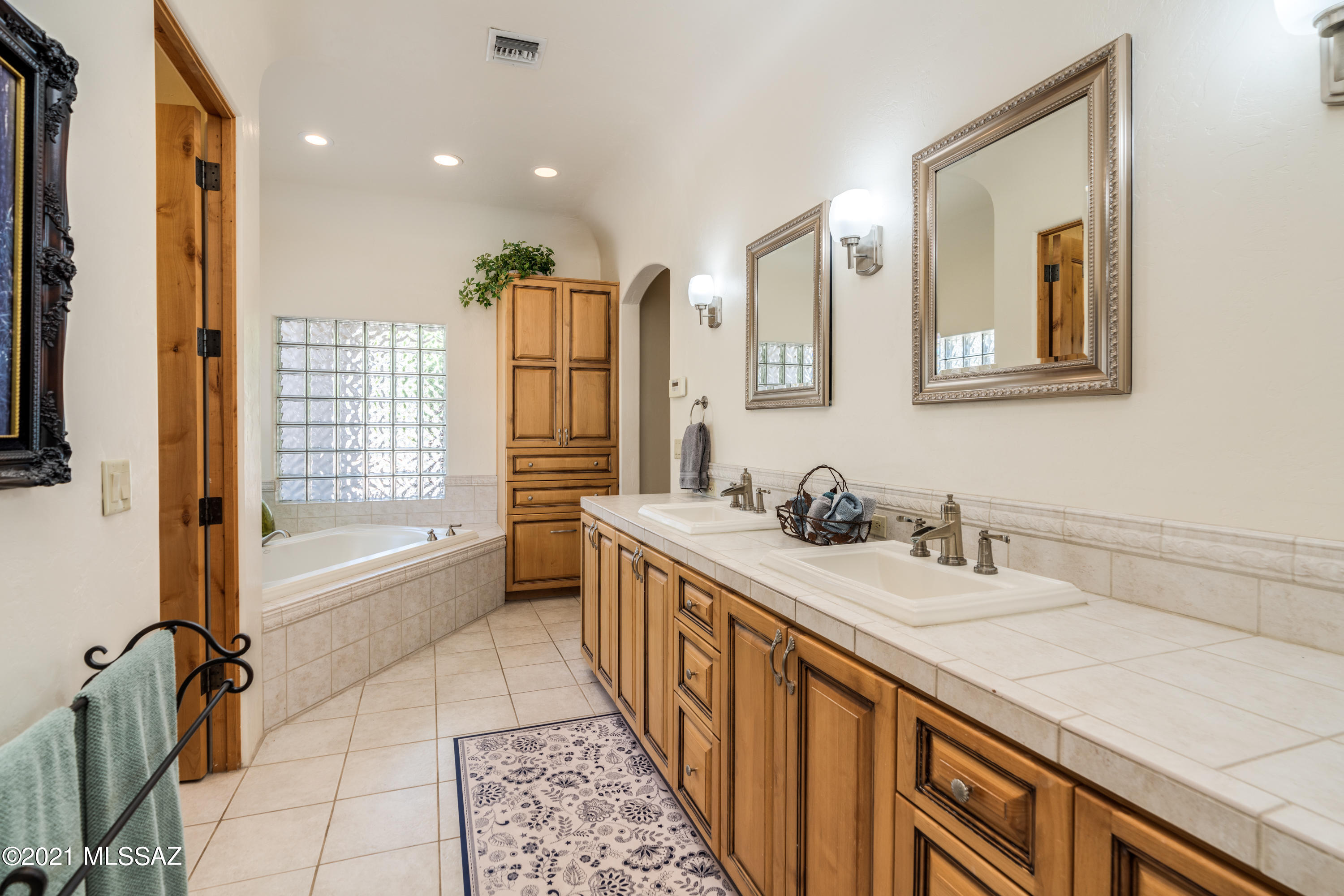 Fox Hideaway (1-45) - Residential