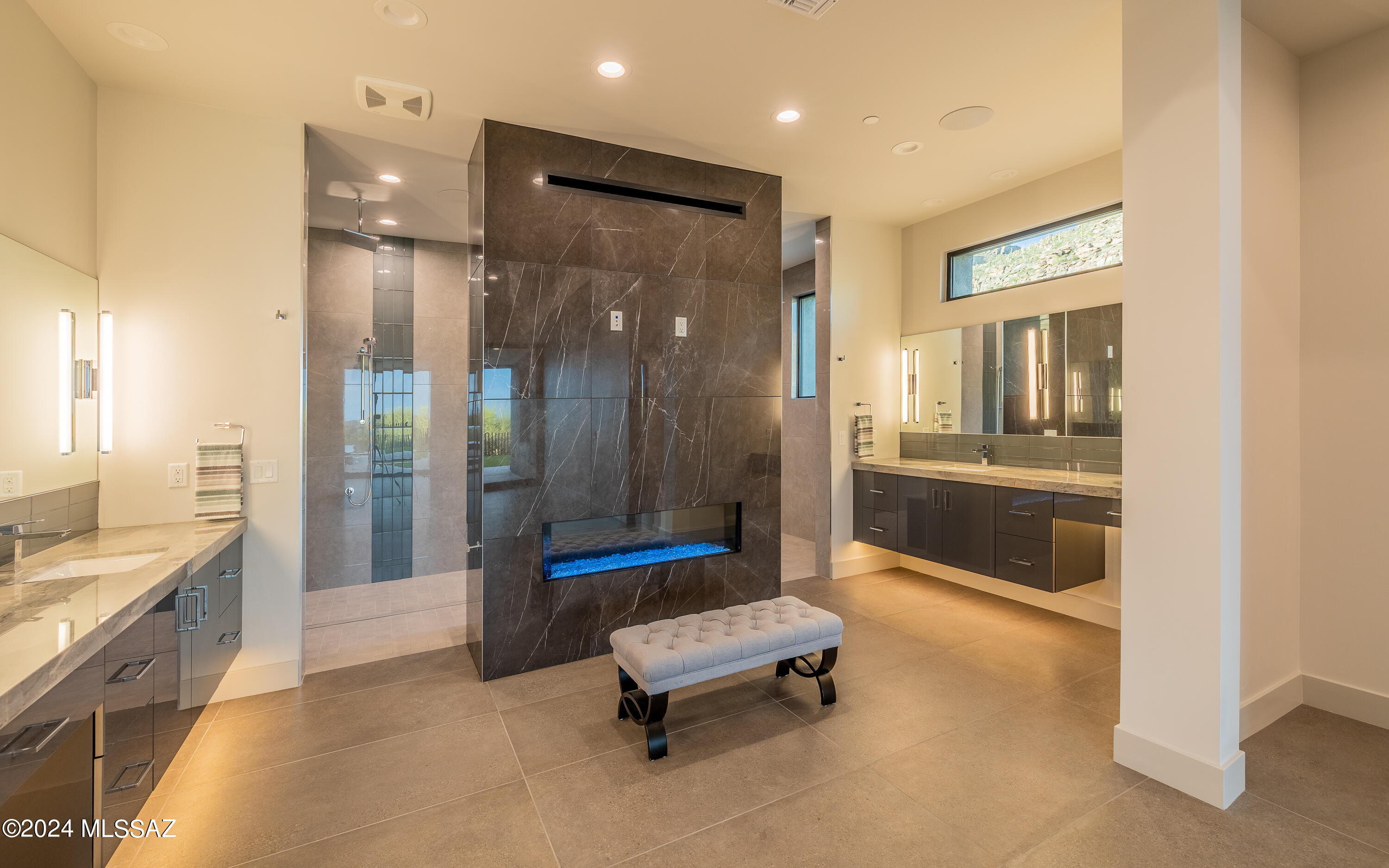 Canyon Pass At Dove Mountain - Residential