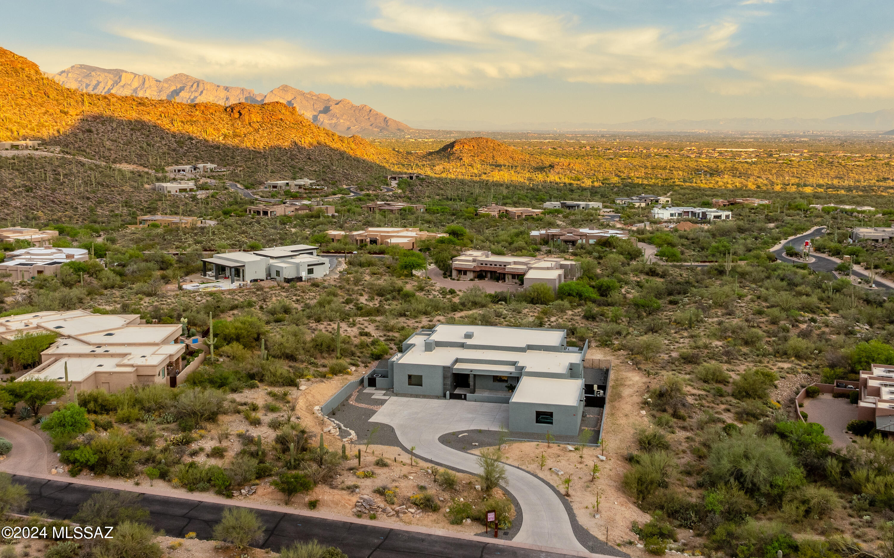 Canyon Pass At Dove Mountain - Residential