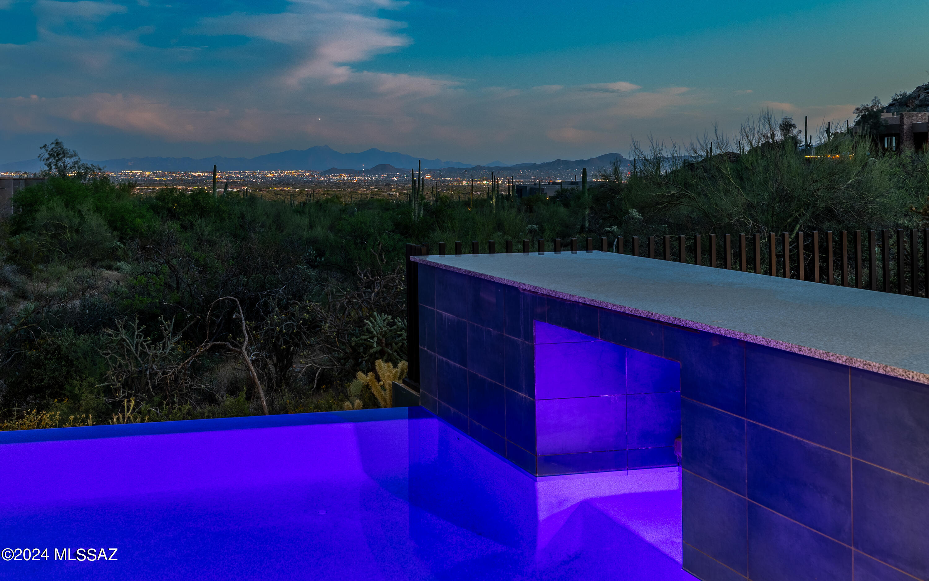 Canyon Pass At Dove Mountain - Residential