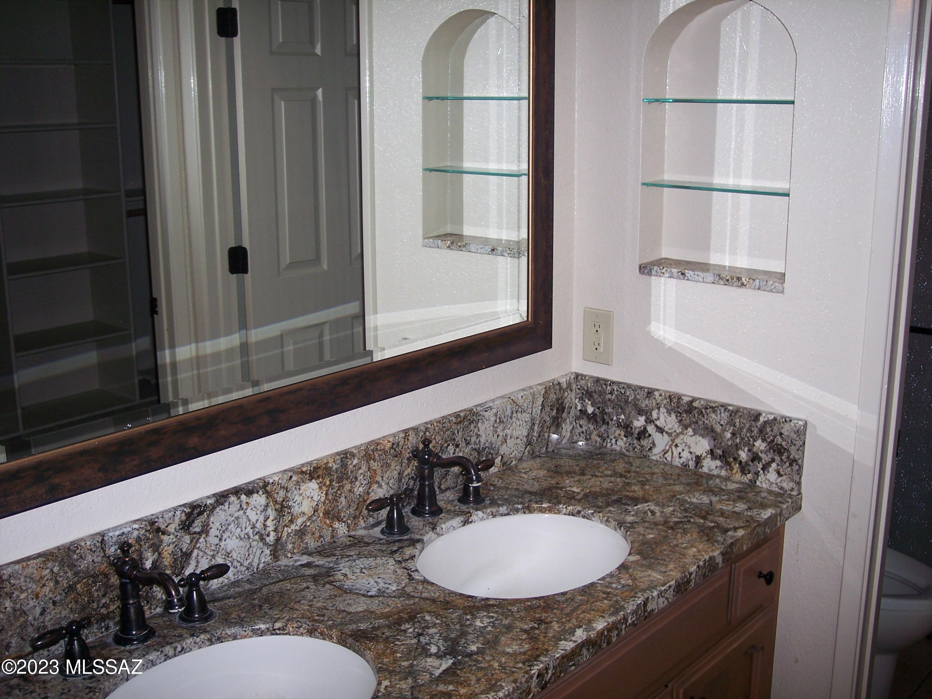 Tanque Verde Est Townhouses - Residential Lease