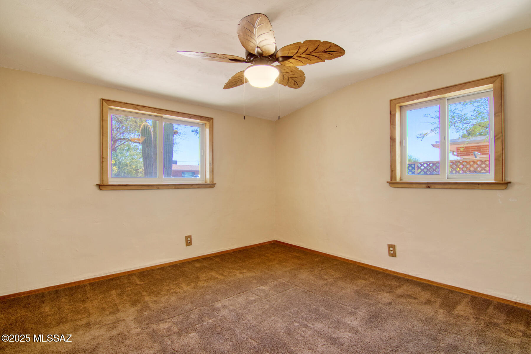 1207 E Smoot Drive