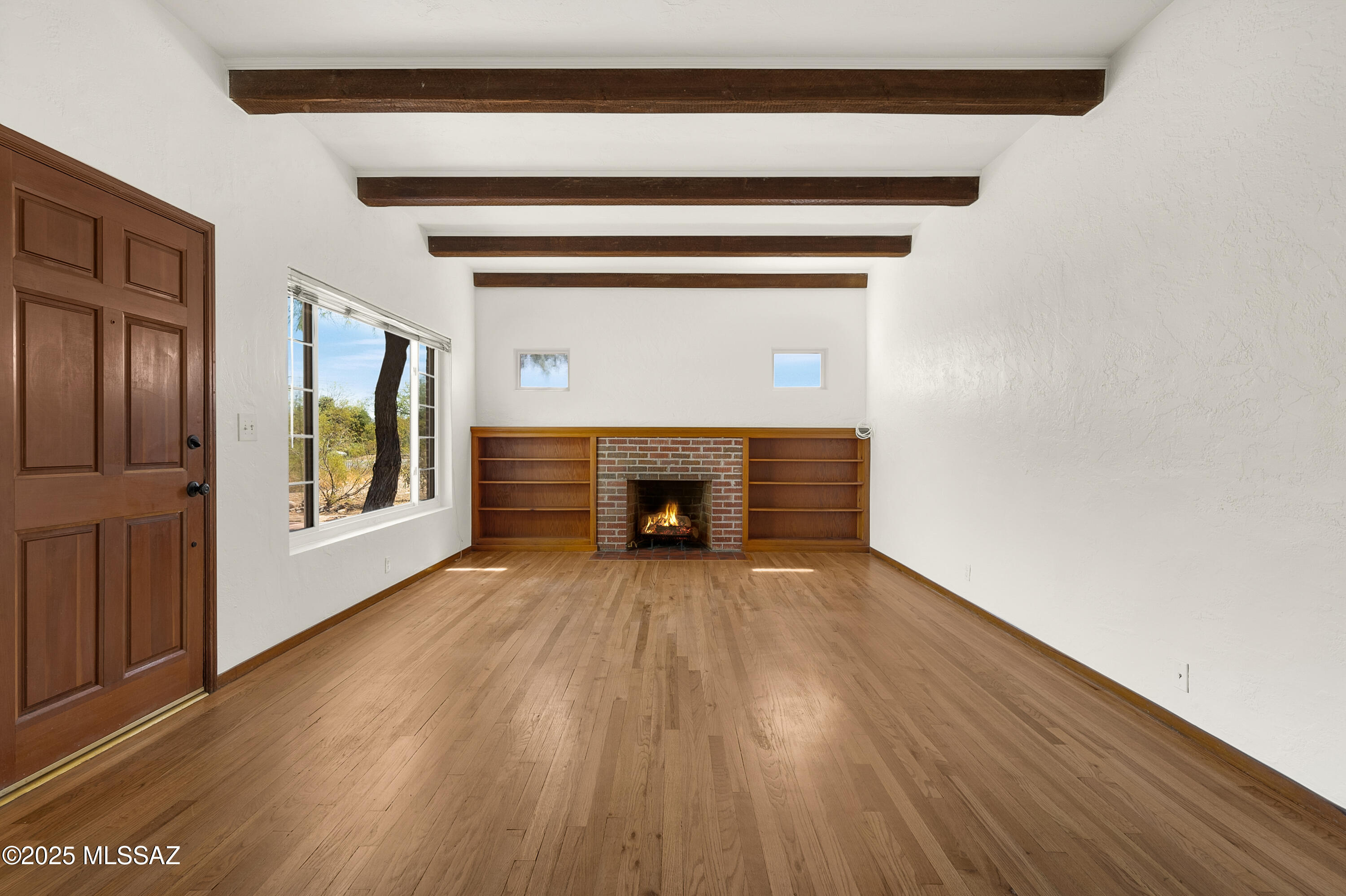 3024 E Mabel Street
