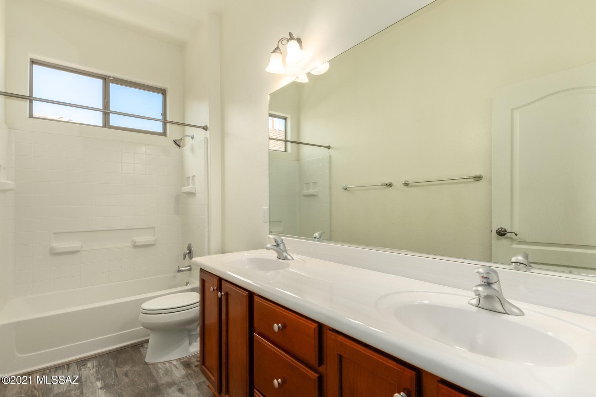 Rancho Del Lago (BLK42) - Residential