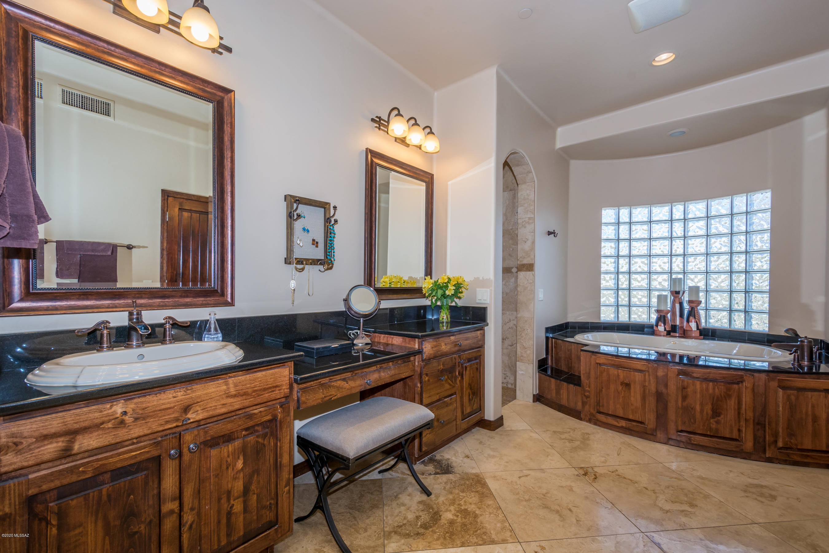 Honey Bee Ridge(The Estates At) - Residential