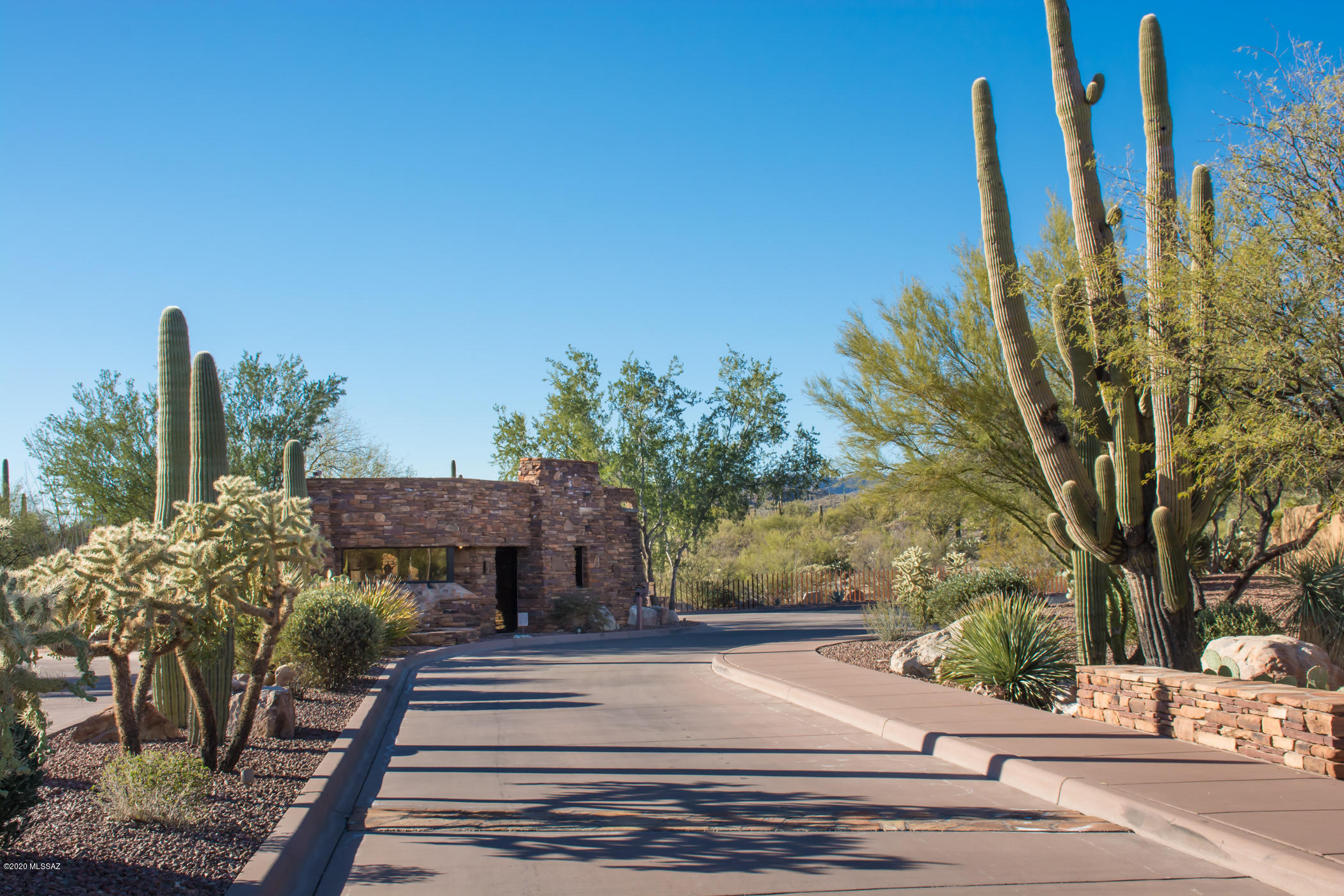 Honey Bee Ridge(The Estates At) - Residential