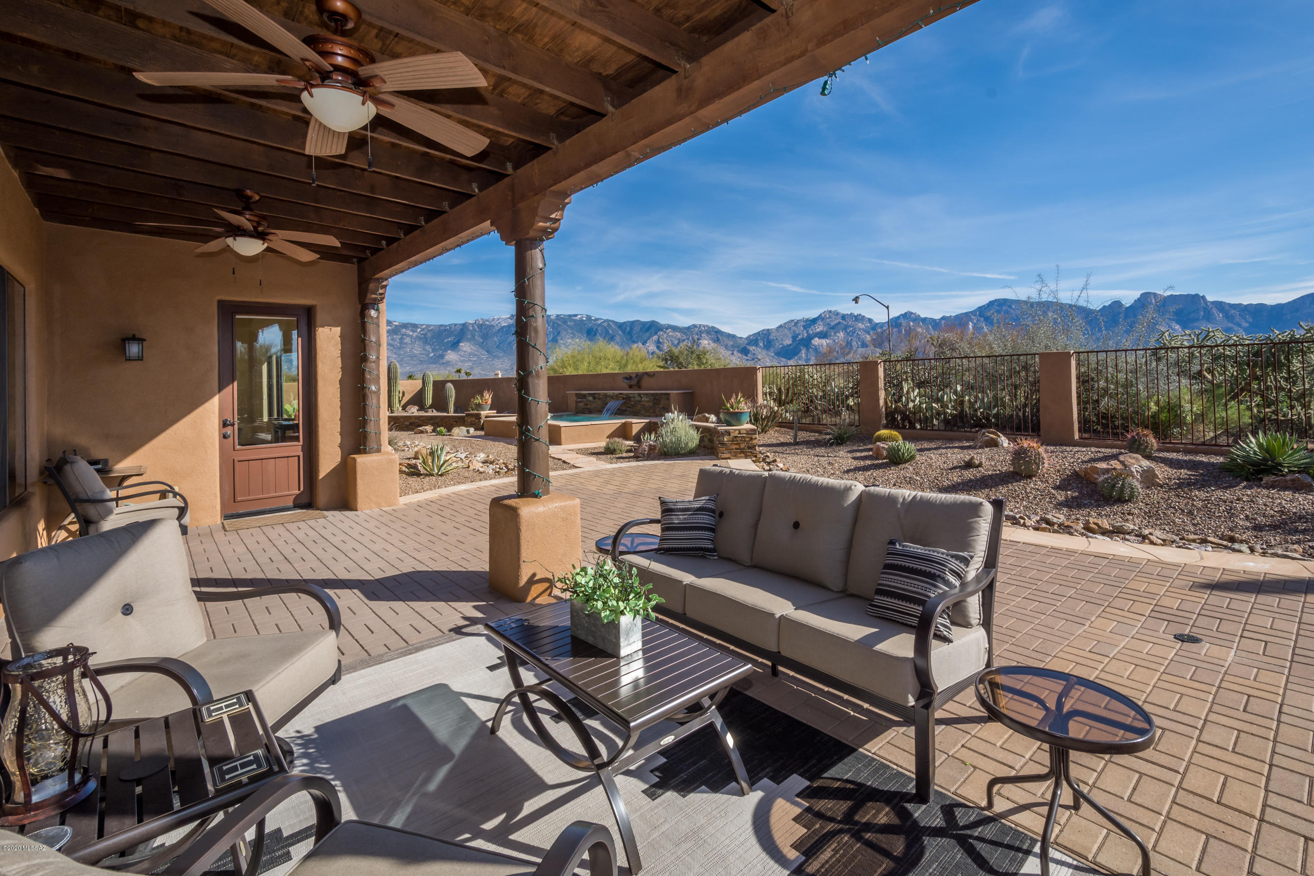Honey Bee Ridge(The Estates At) - Residential