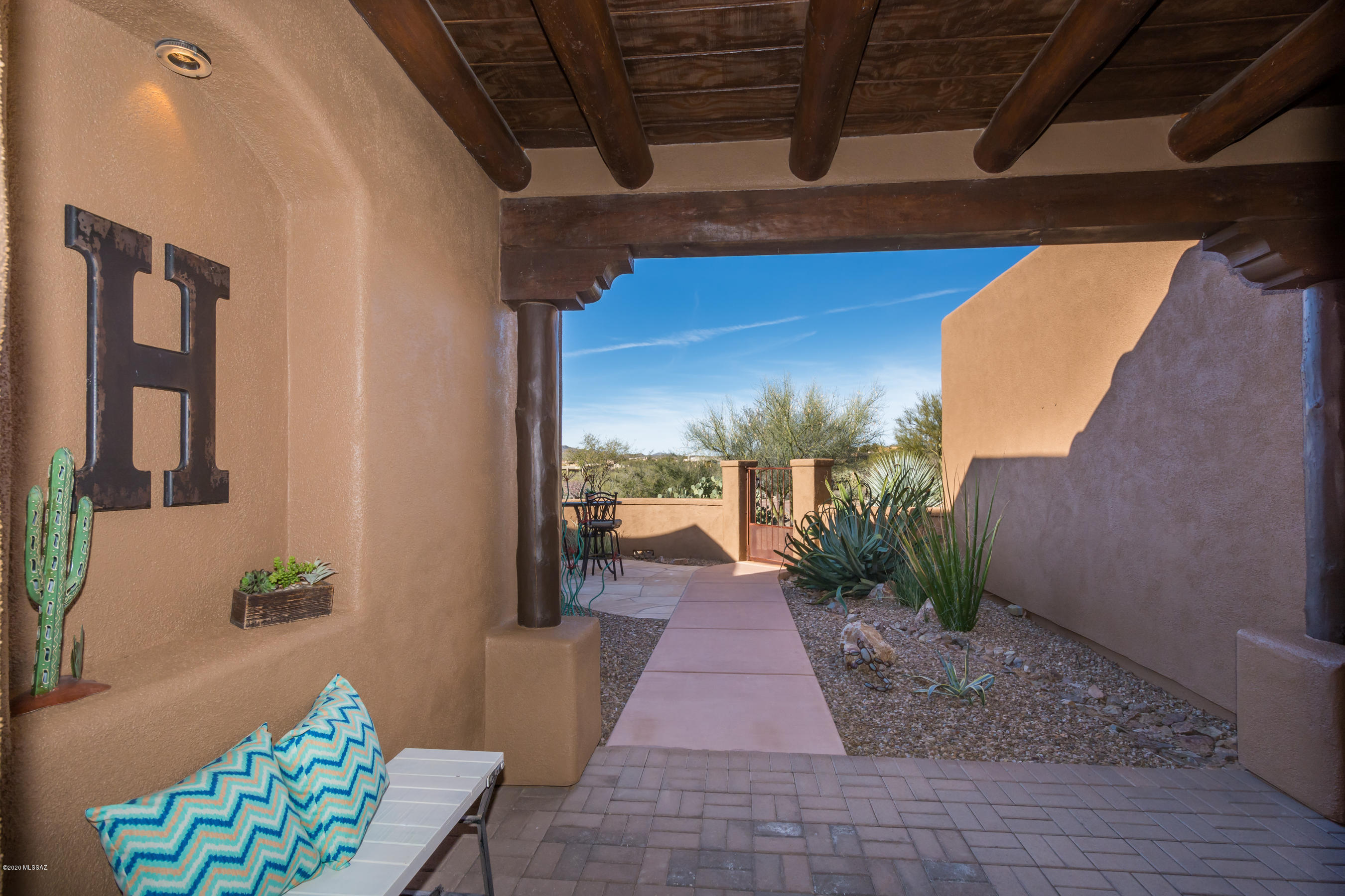 Honey Bee Ridge(The Estates At) - Residential