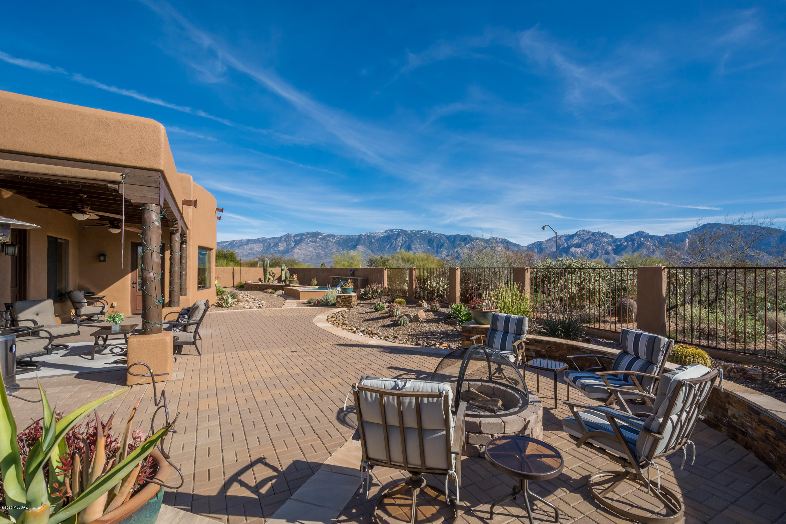 Honey Bee Ridge(The Estates At) - Residential