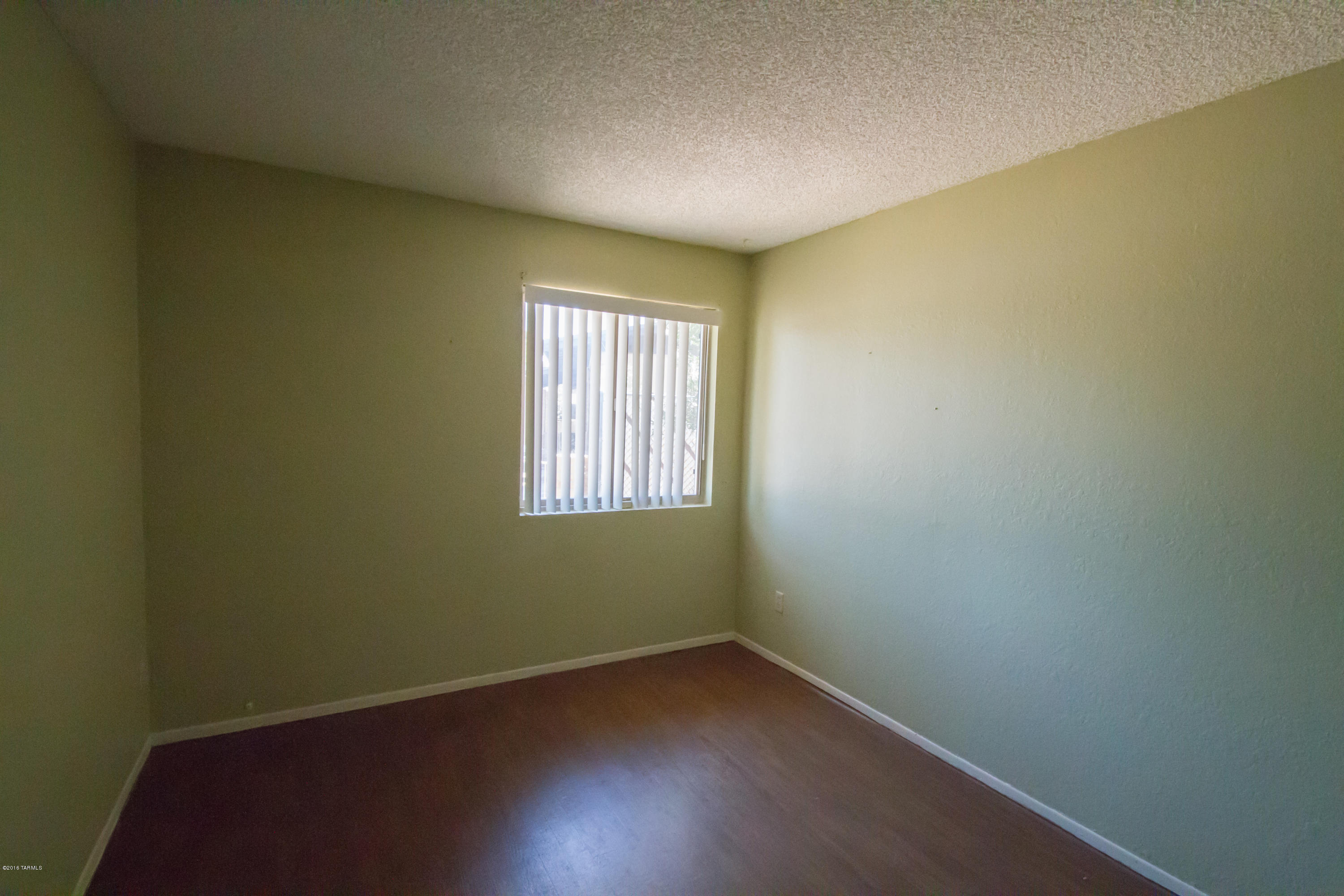Lincoln Ridge (1-207) - Residential