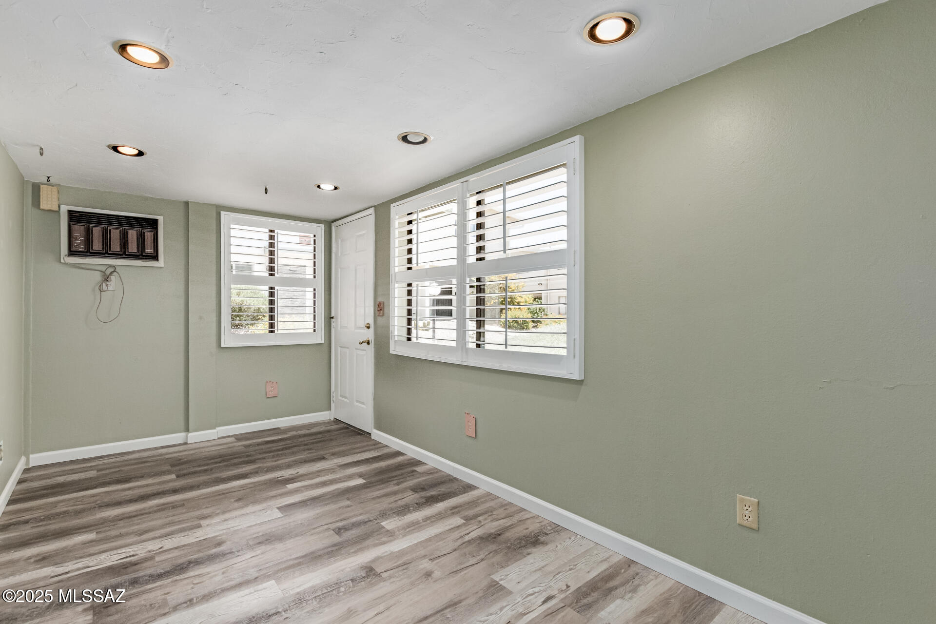 8150 E Broadway Boulevard H-107
