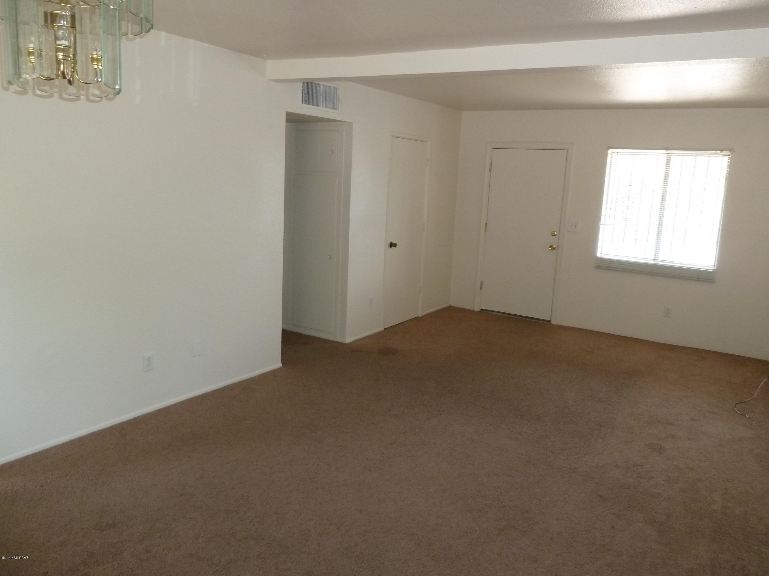 El Cortez Heights - Residential Lease